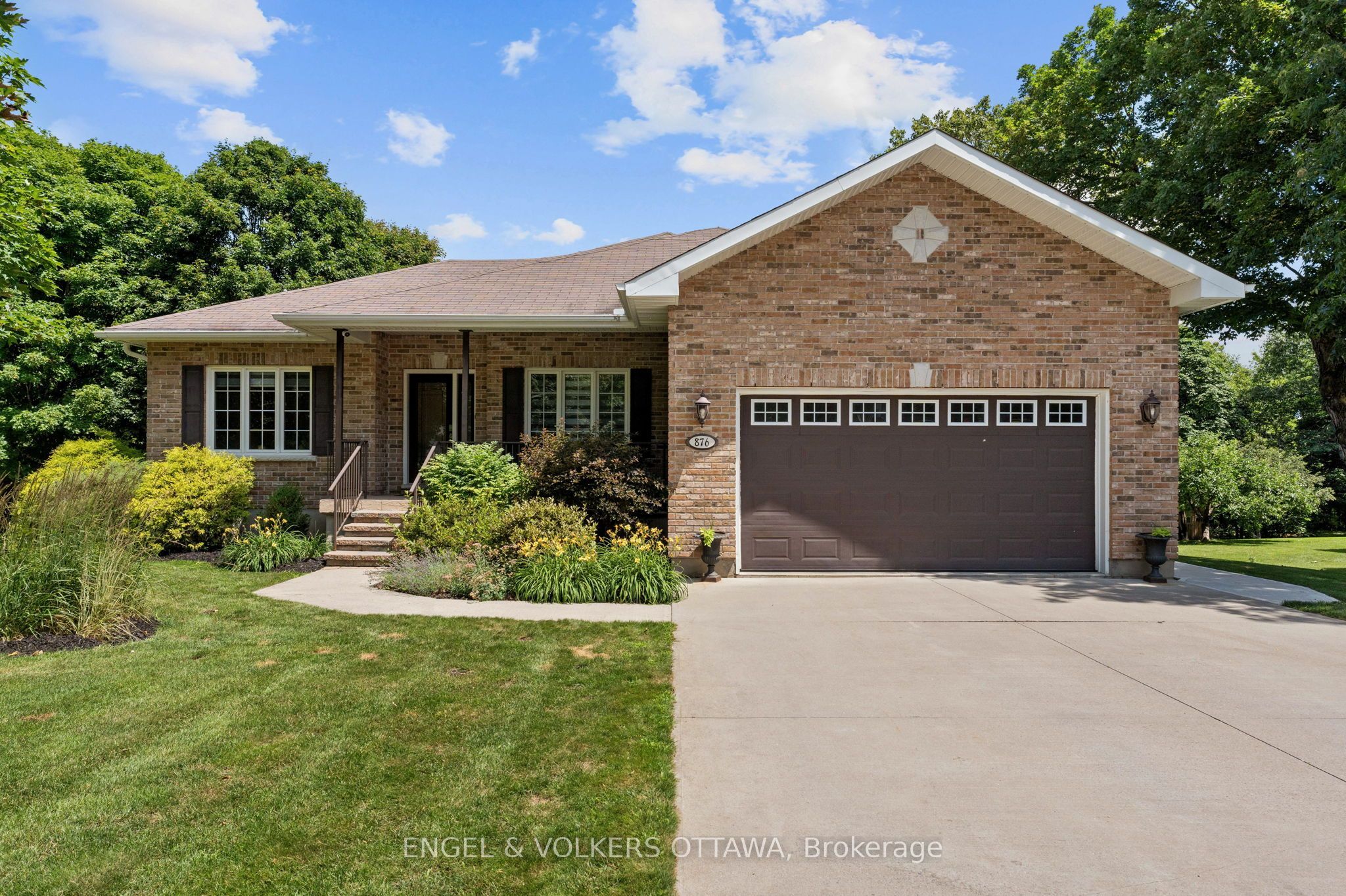 876 Center Street, McNab/Braeside, ON K0A 1G0