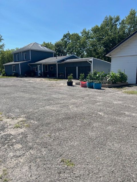 101 Roseland Drive, Quinte West, ON K0K 1L0 photo 3