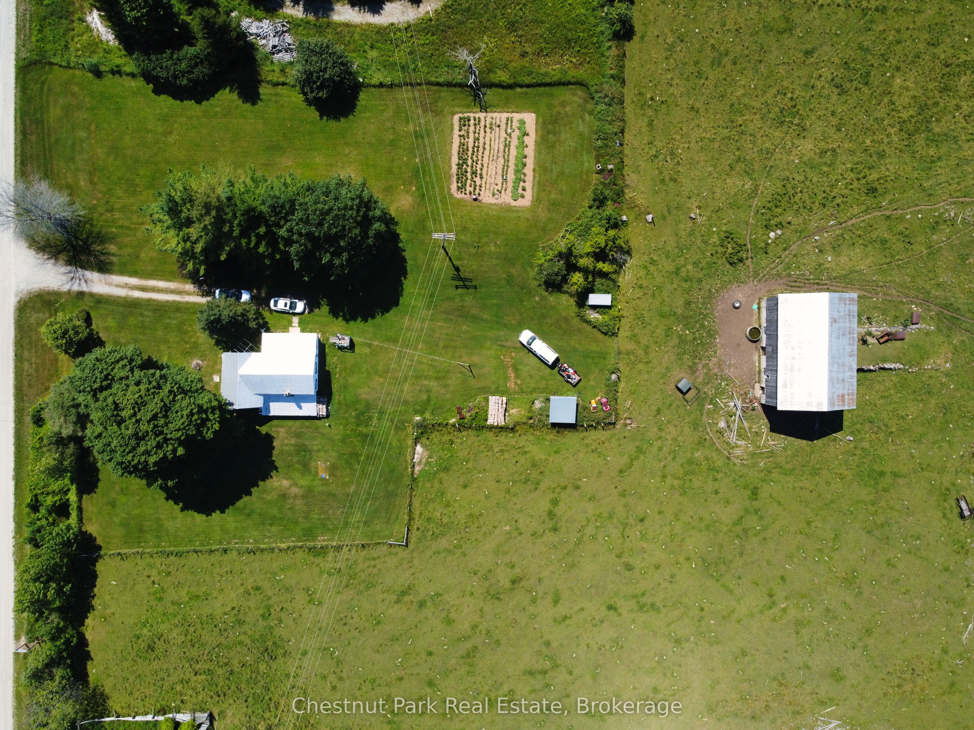 1143 Highway 6, South Bruce Peninsula, ON N0H 2T0 photo 4