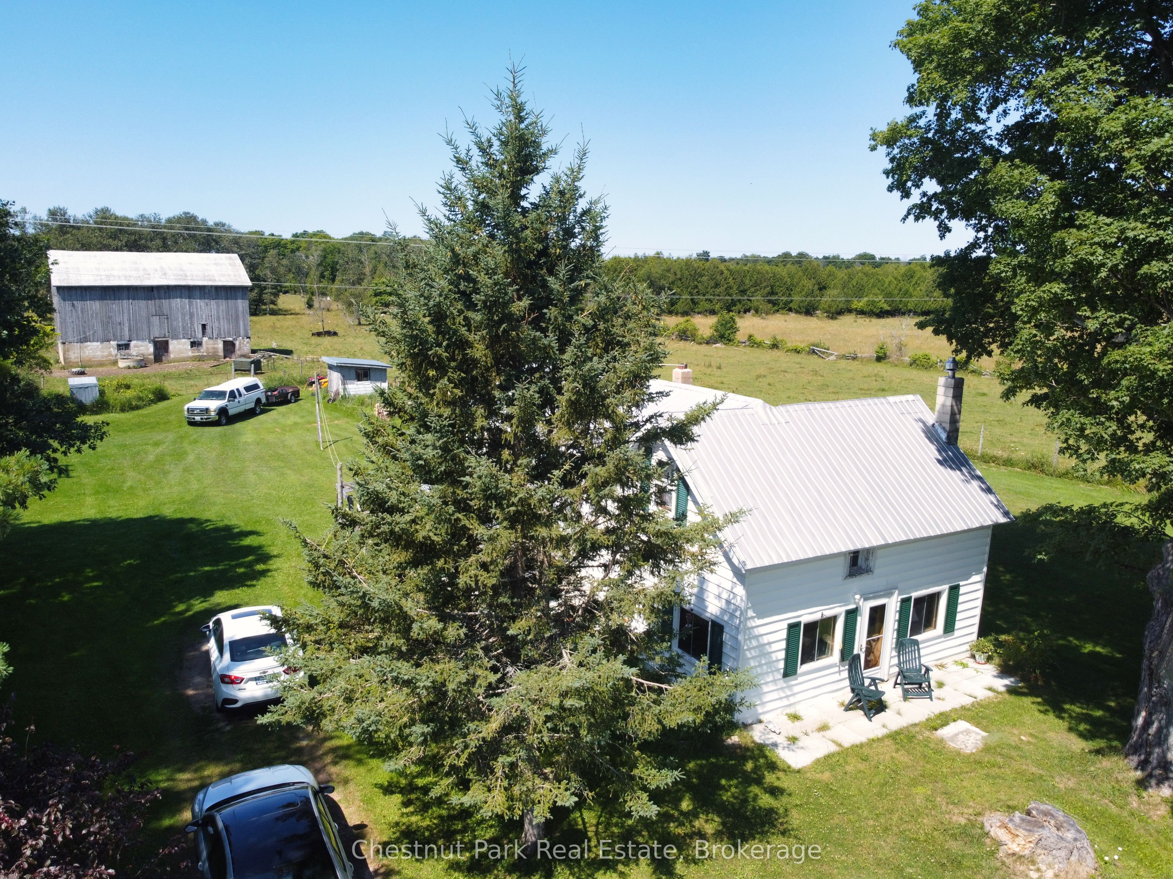 1143 Highway 6, South Bruce Peninsula, ON N0H 2T0 photo 5