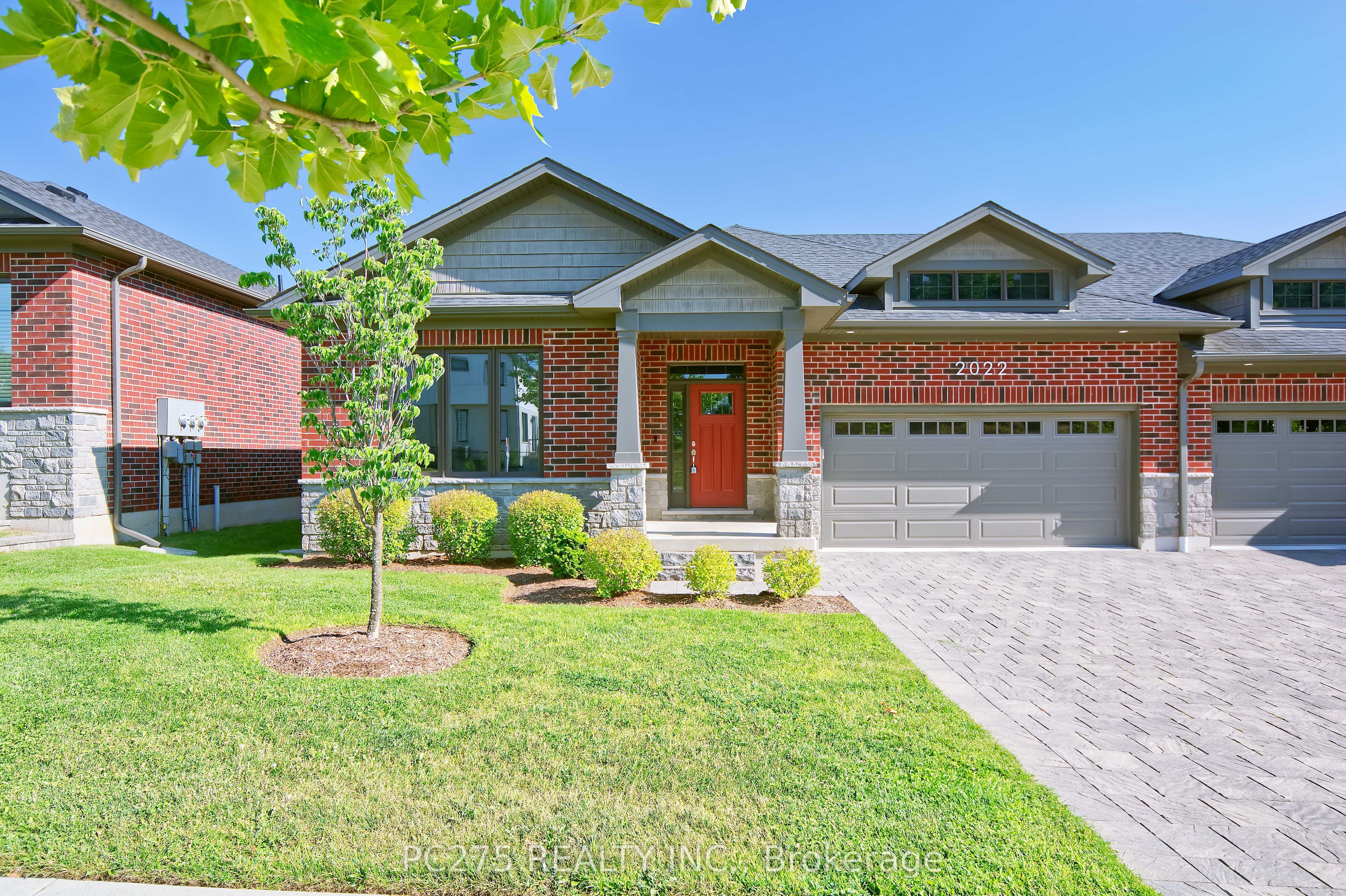 2022 UPPERPOINT Boulevard 10, London South, ON N6K 4M9 photo 2