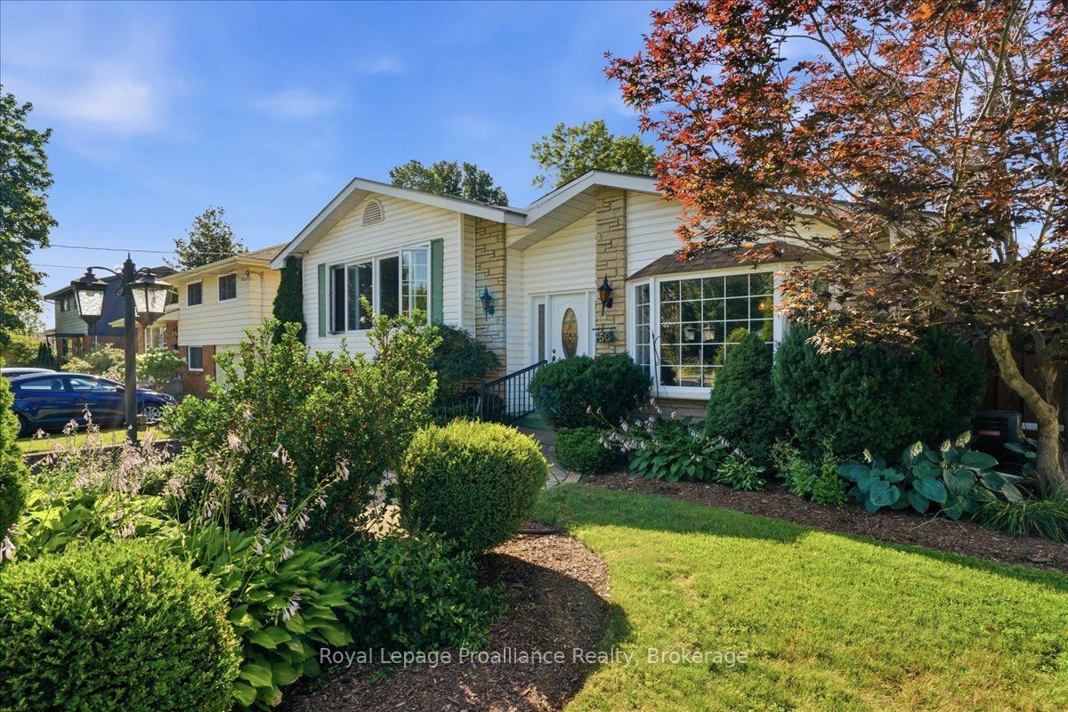 50 Melrose Crescent, Belleville, ON K8N 1X9 photo 2