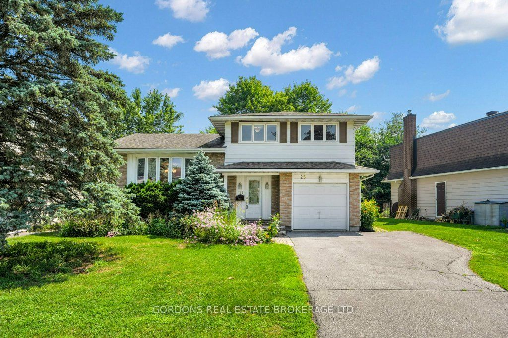 25 Eastpark Drive, Blackburn Hamlet, ON K1B 3Z6