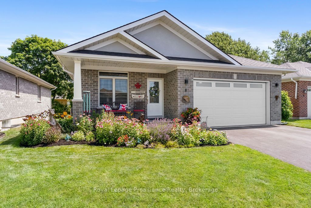8 Berwick Street, Stirling-Rawdon, ON K0K 3E0 photo 2