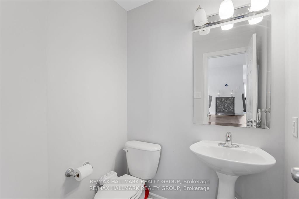 100 Lerta Way, Orleans - Cumberland and Area, ON K4A 0W5 photo 5
