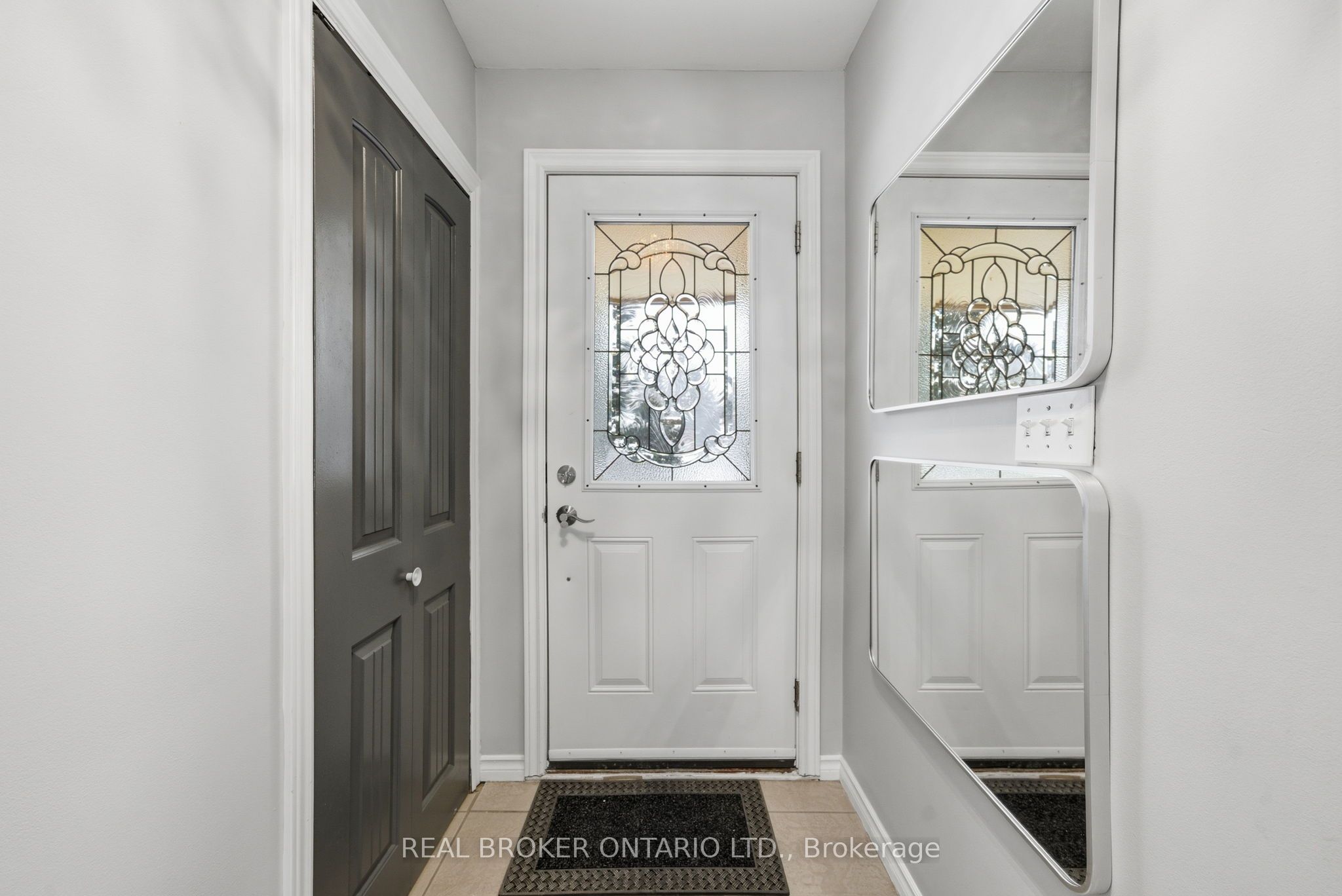 1157 Lakeshore Road, Port Hope, ON L1B 1L9 photo 3