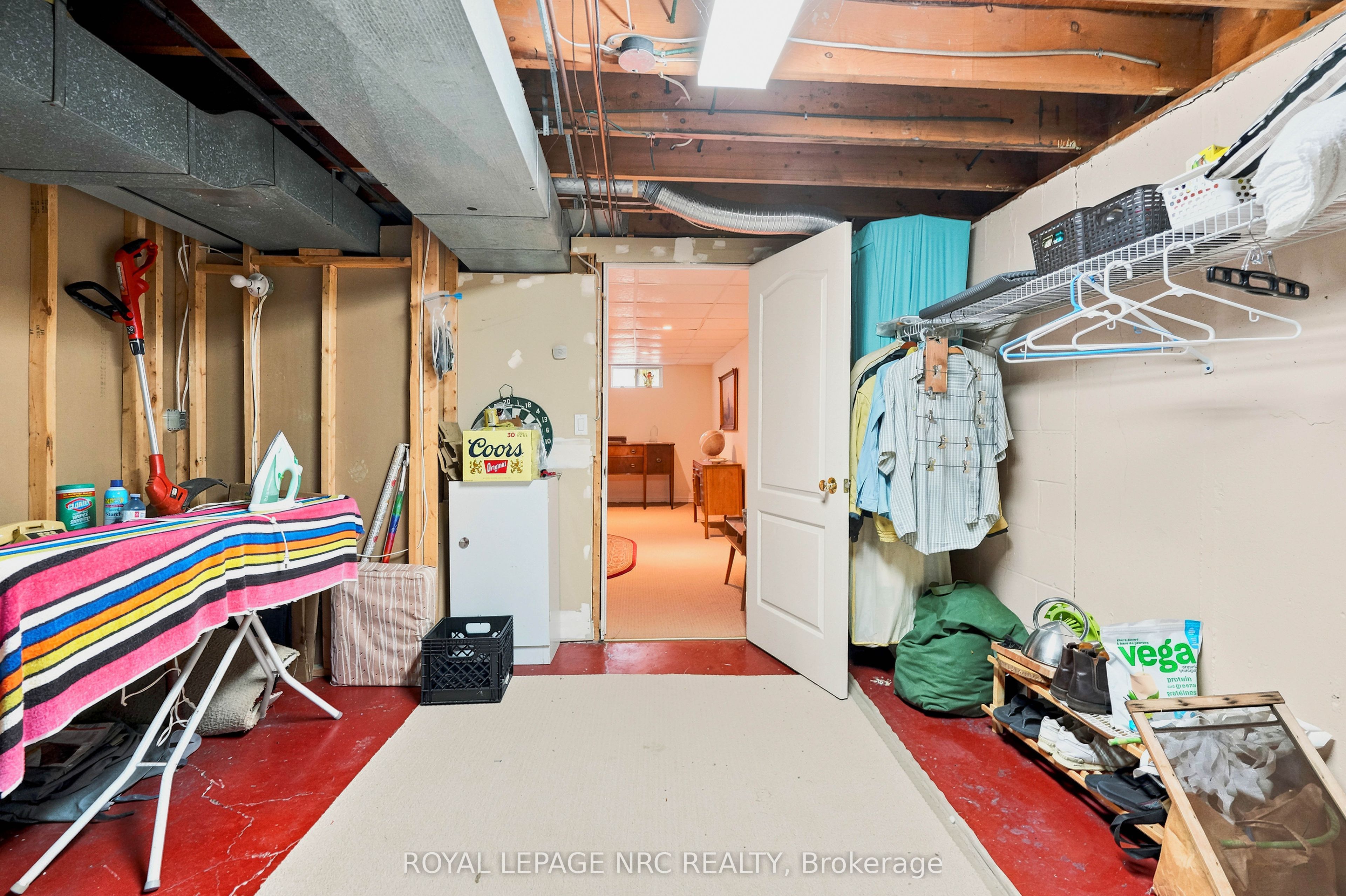 102 Masterson Drive, St. Catharines, ON L2T 3R2 photo 3