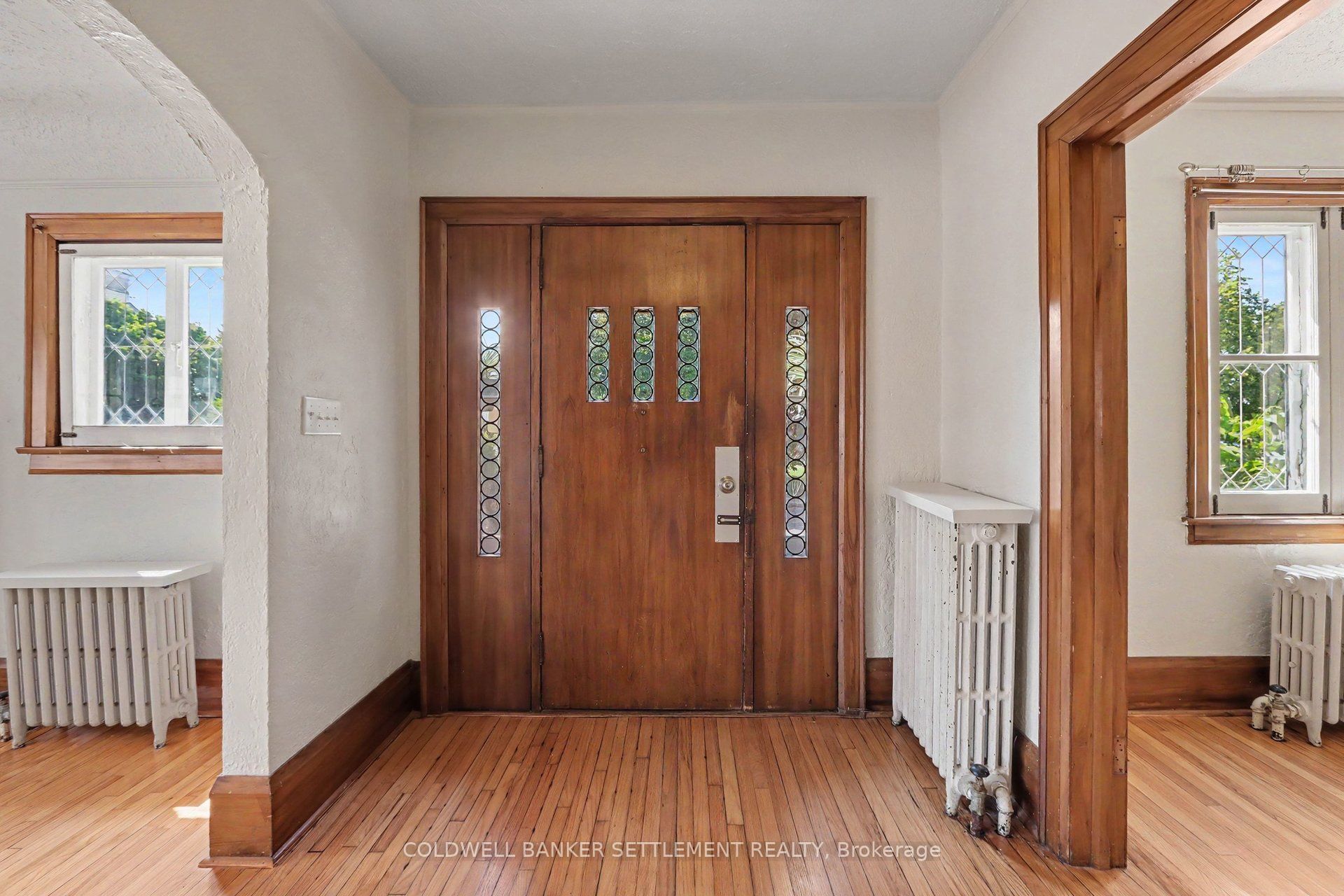 2 Gladstone Avenue, Smiths Falls, ON K7H 1L2 photo 5