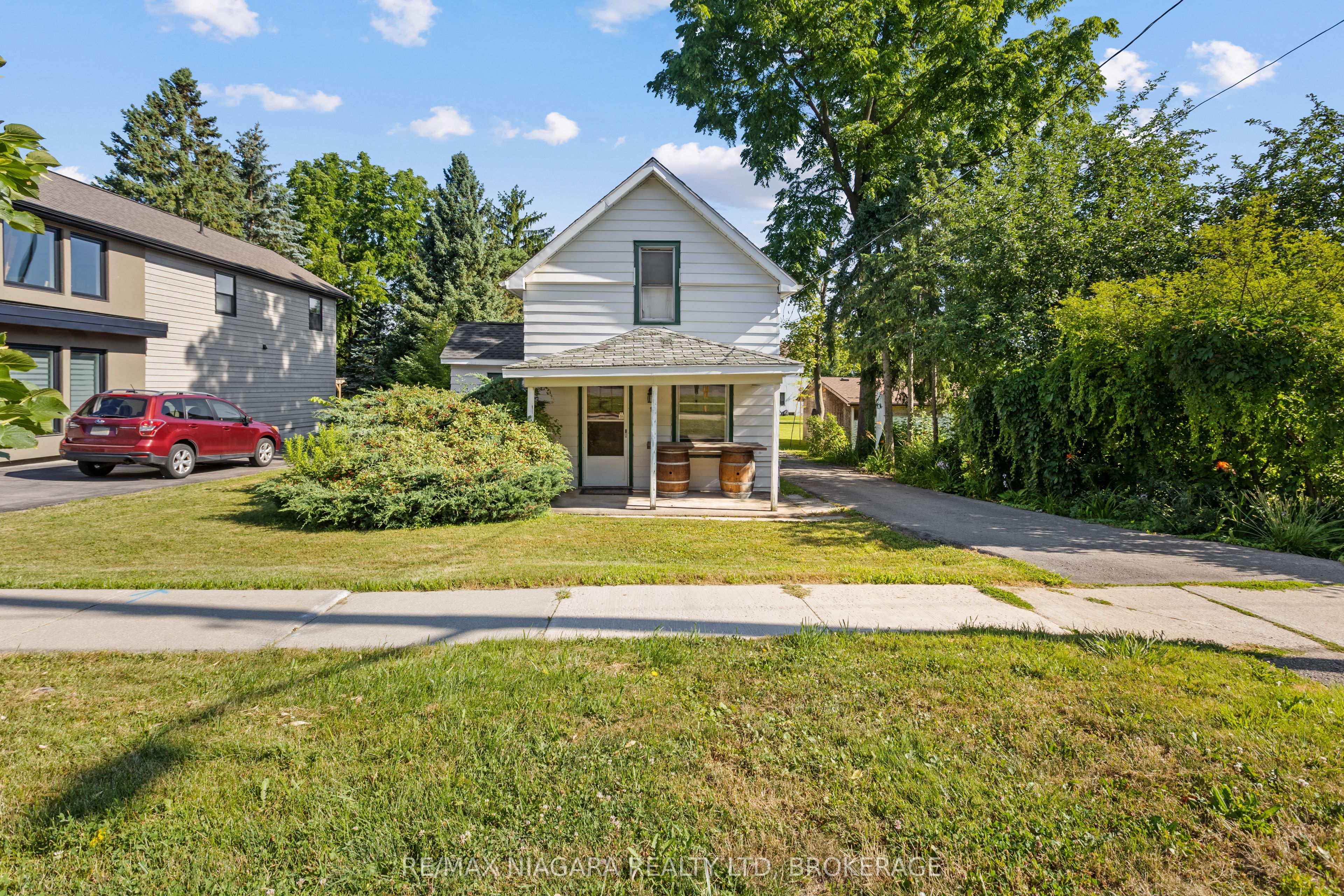 1 Linden Avenue, Pelham, ON L0S 1E3 photo 3