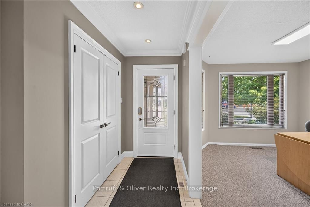3 Ridgemount Drive, Hamilton, ON L8W 2R6 photo 4