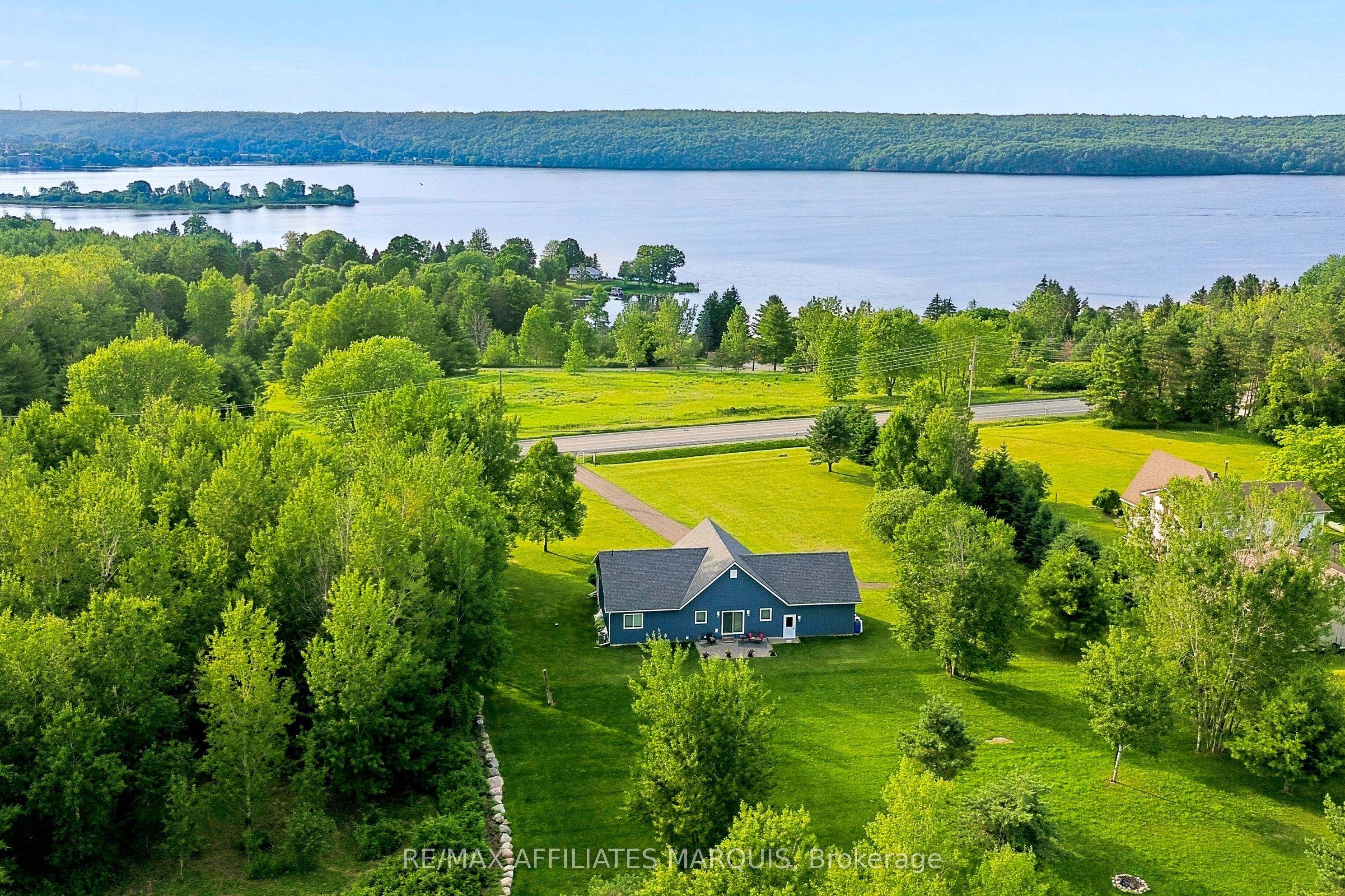 9517 County Road 42 Road, Rideau Lakes, ON K0G 1X0 photo 2