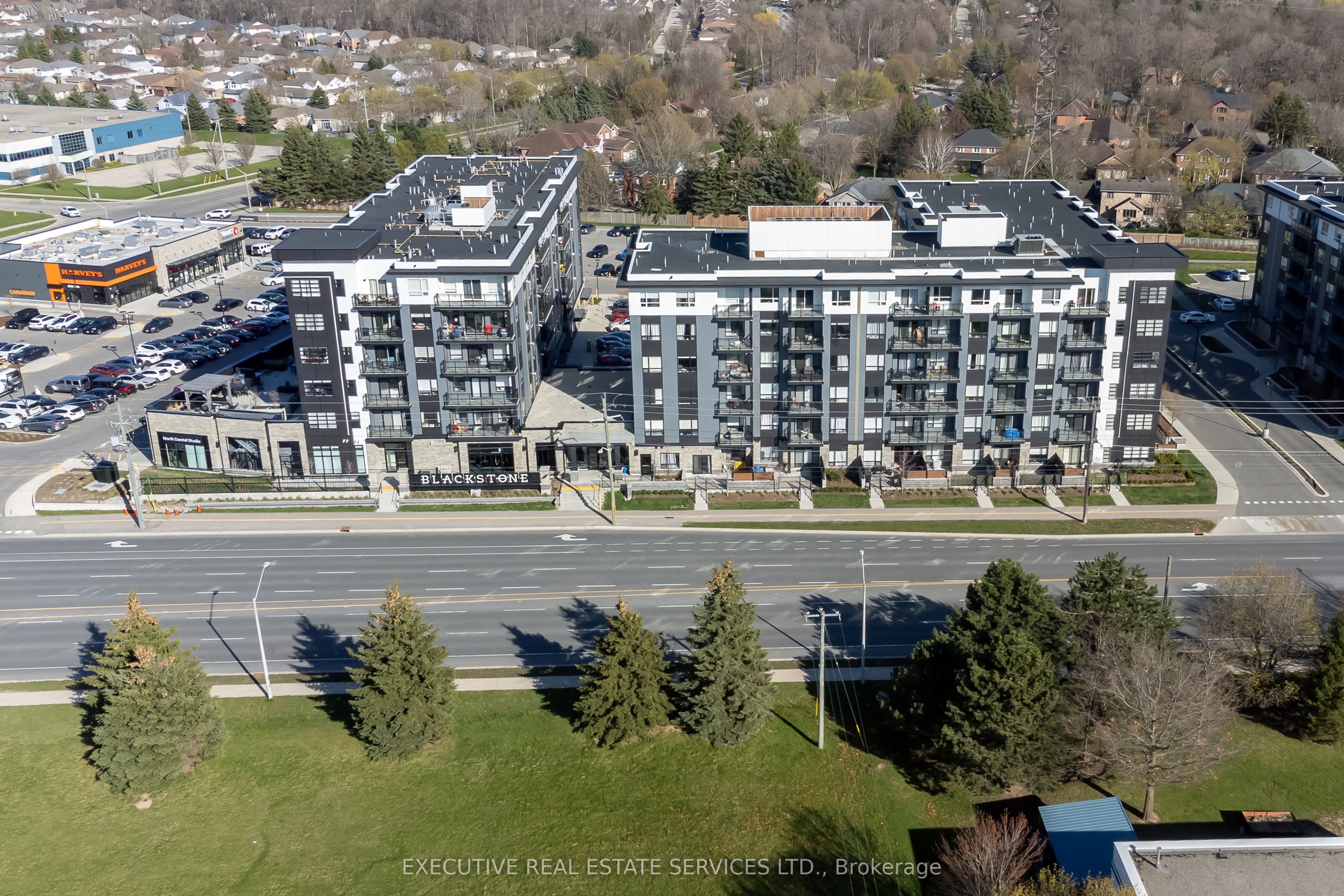 251 Northfield Drive E 322, Waterloo, ON N2K 0G9 photo 2