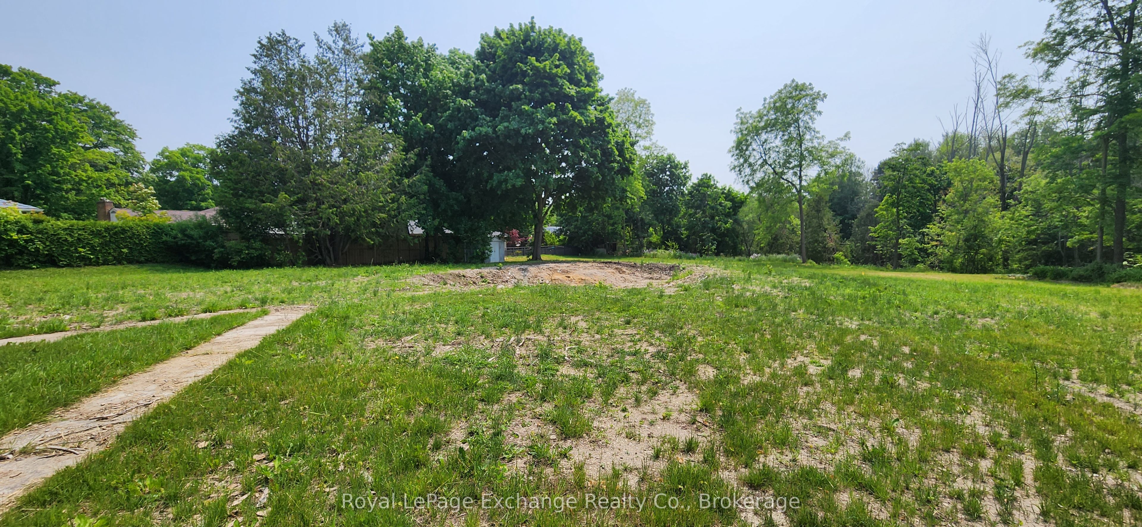 444 Durham Street, Kincardine, ON N2Z 2B8 photo 2