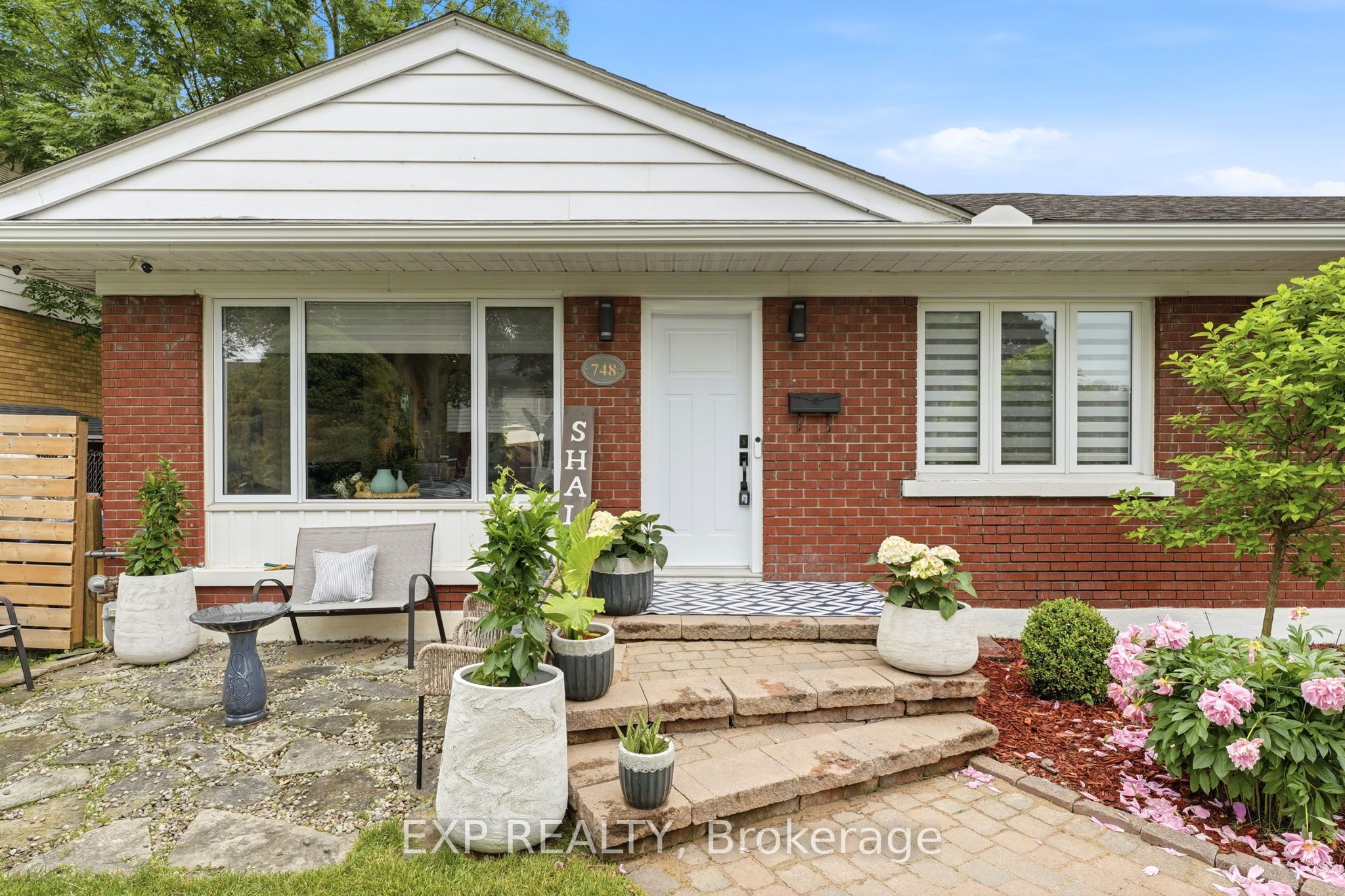 748 WESTON Drive, Elmvale Acres and Area, ON K1G 1W2 photo 5