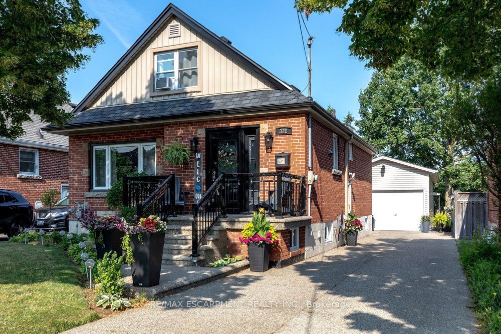 328 East 19th Street, Hamilton, ON L9A 4S8 photo 2