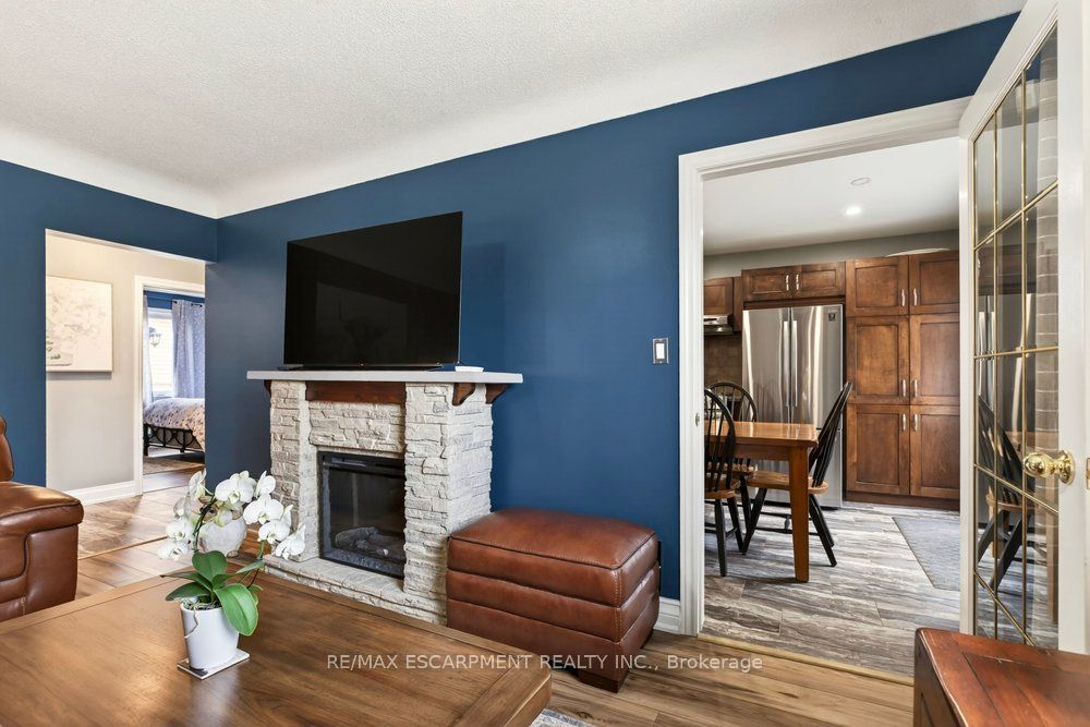 328 East 19th Street, Hamilton, ON L9A 4S8 photo 5