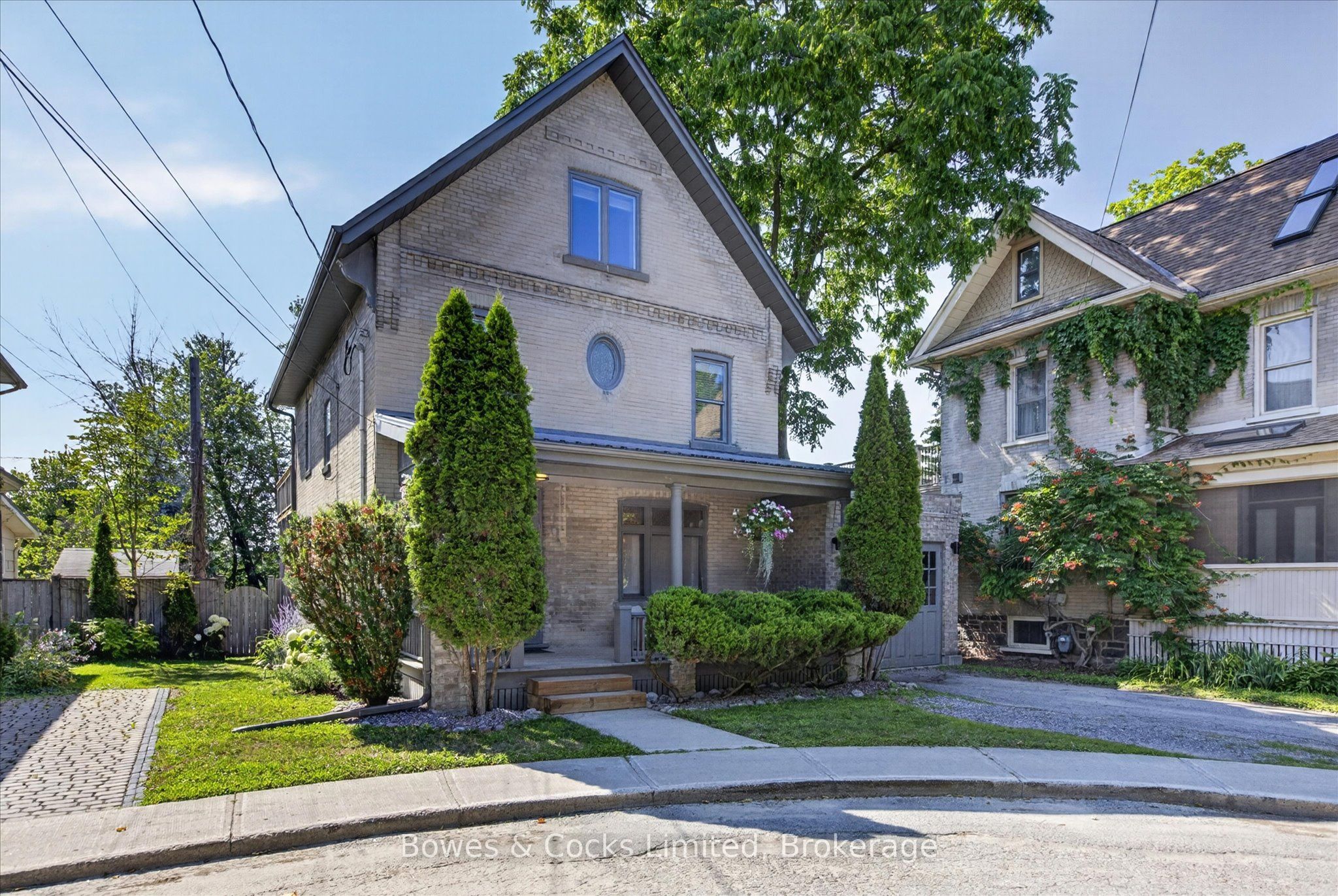 251 Engleburn Avenue, Peterborough, ON K9J 7L4 photo 2