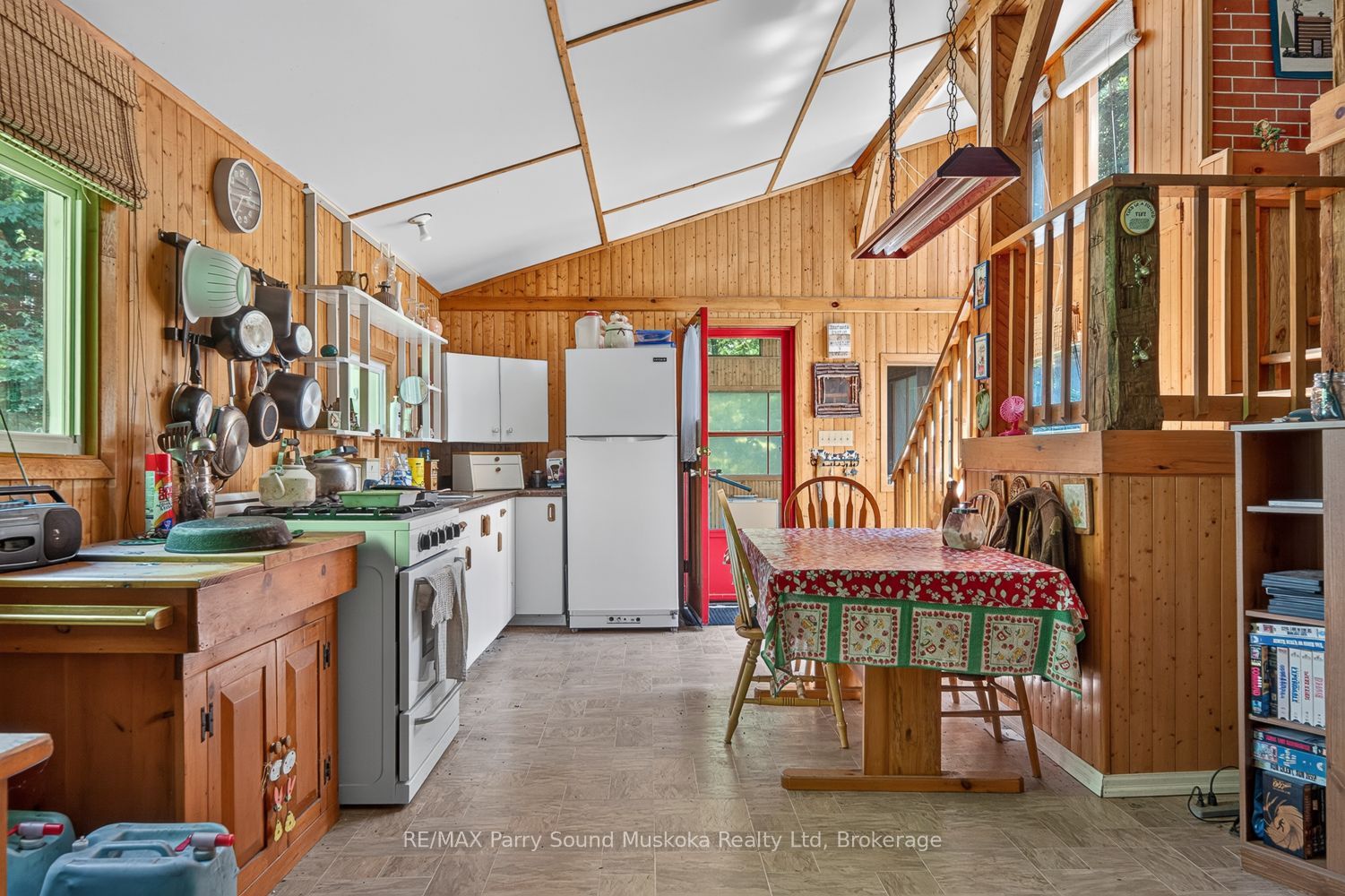32 Shady Maple Trail, Whitestone, ON P0G 1G0 photo 3