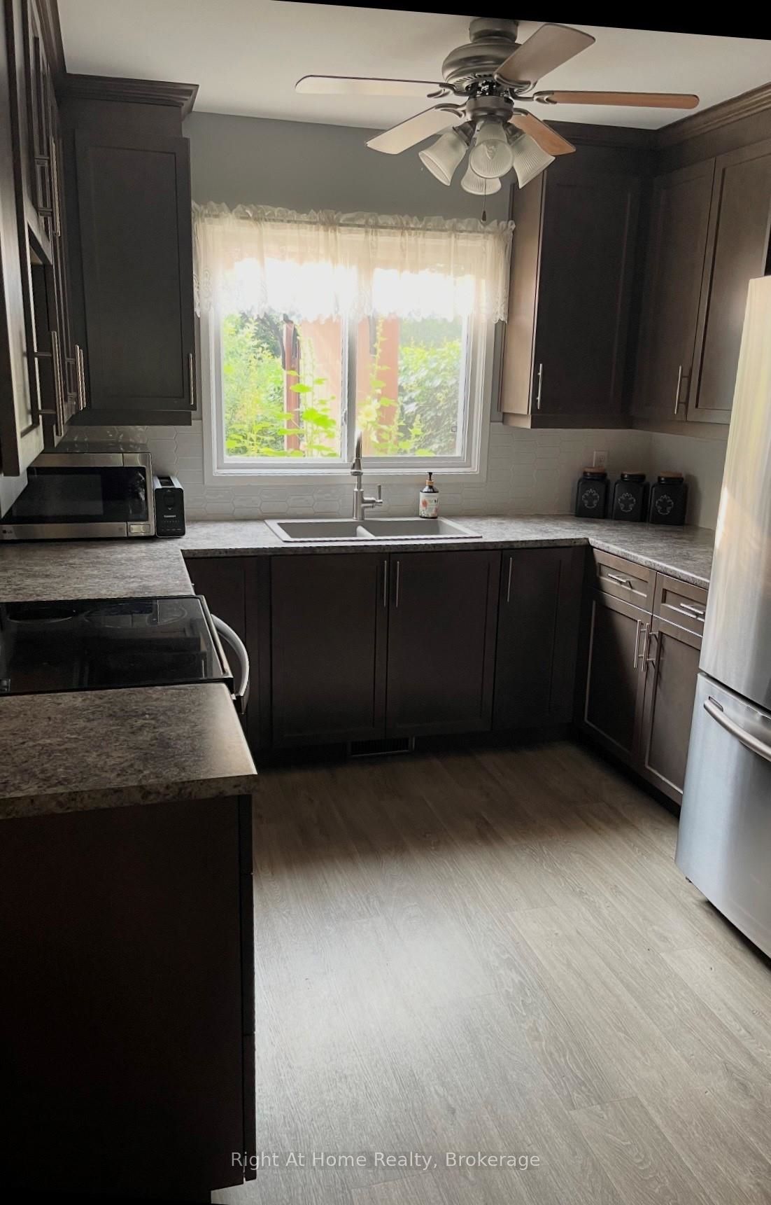 323A WENTWORTH Crescent, Thunder Bay, ON P7A 7S7 photo 5