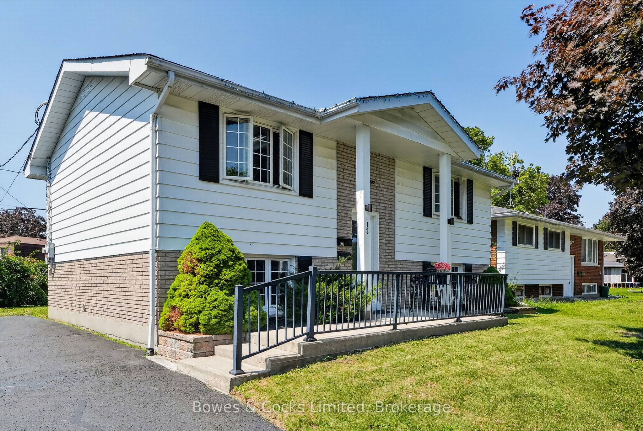13 Rosemary Drive, Kawartha Lakes, ON K9V 4T2 photo 3