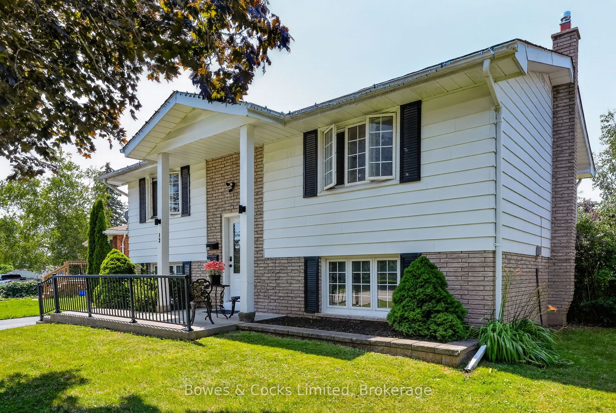 13 Rosemary Drive, Kawartha Lakes, ON K9V 4T2 photo 4