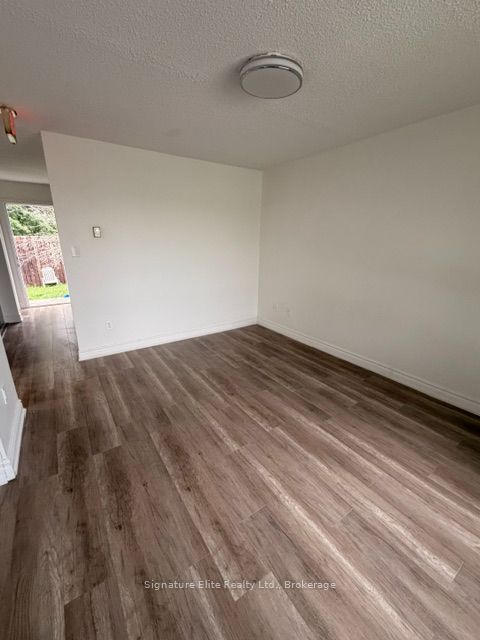 1088 8TH Street E, Owen Sound, ON N4K 1M6 photo 3