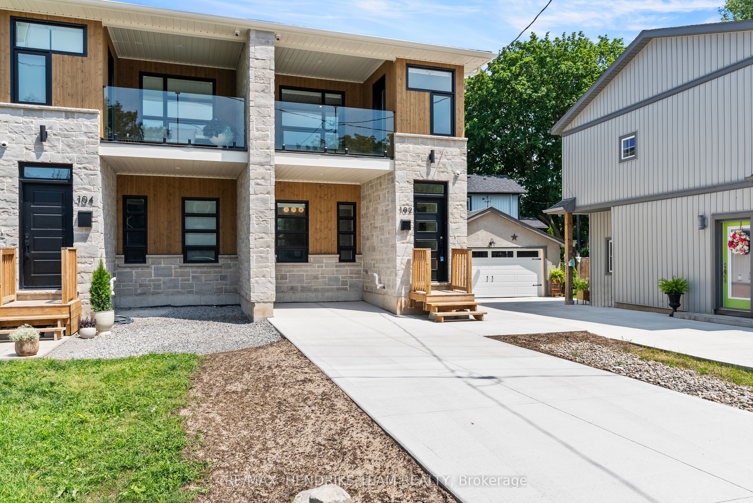 102 Broadway Avenue, St. Catharines, ON L2M 1M8 photo 3