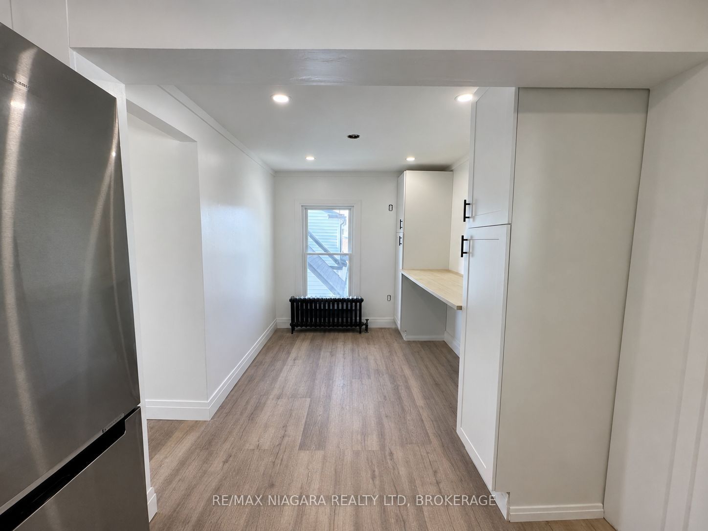 94 Crowland Avenue #2, Welland, ON L3B 1W9 photo 3
