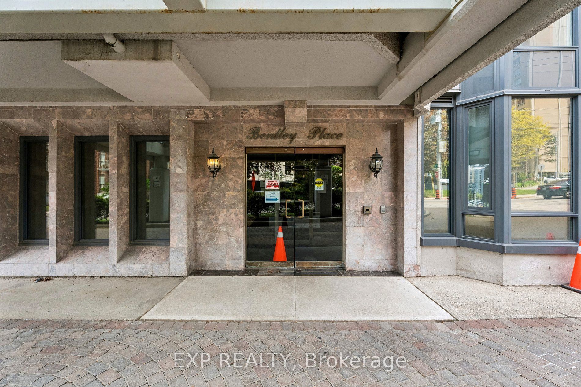 67 Caroline Street S 1304, Hamilton, ON L8P 3K6 photo 5