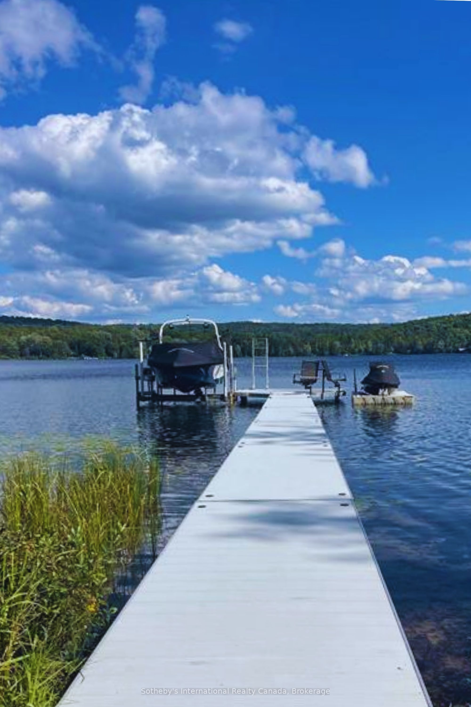 1111 Maplehurst Drive, Lake of Bays, ON P1H 2J6 photo 5