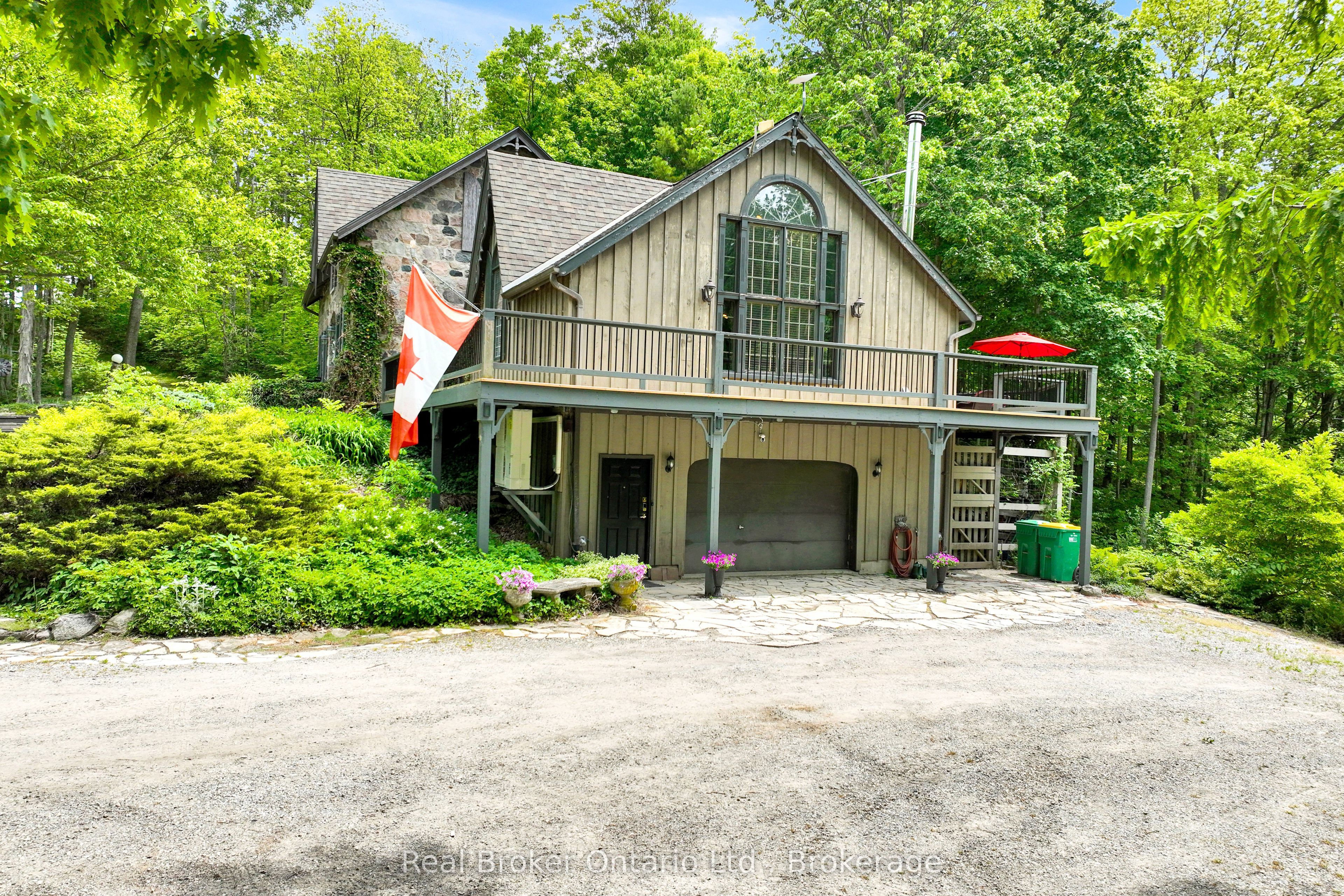 4766 Hyndman Drive, Southwest Middlesex, ON N0L 1A0 photo 2