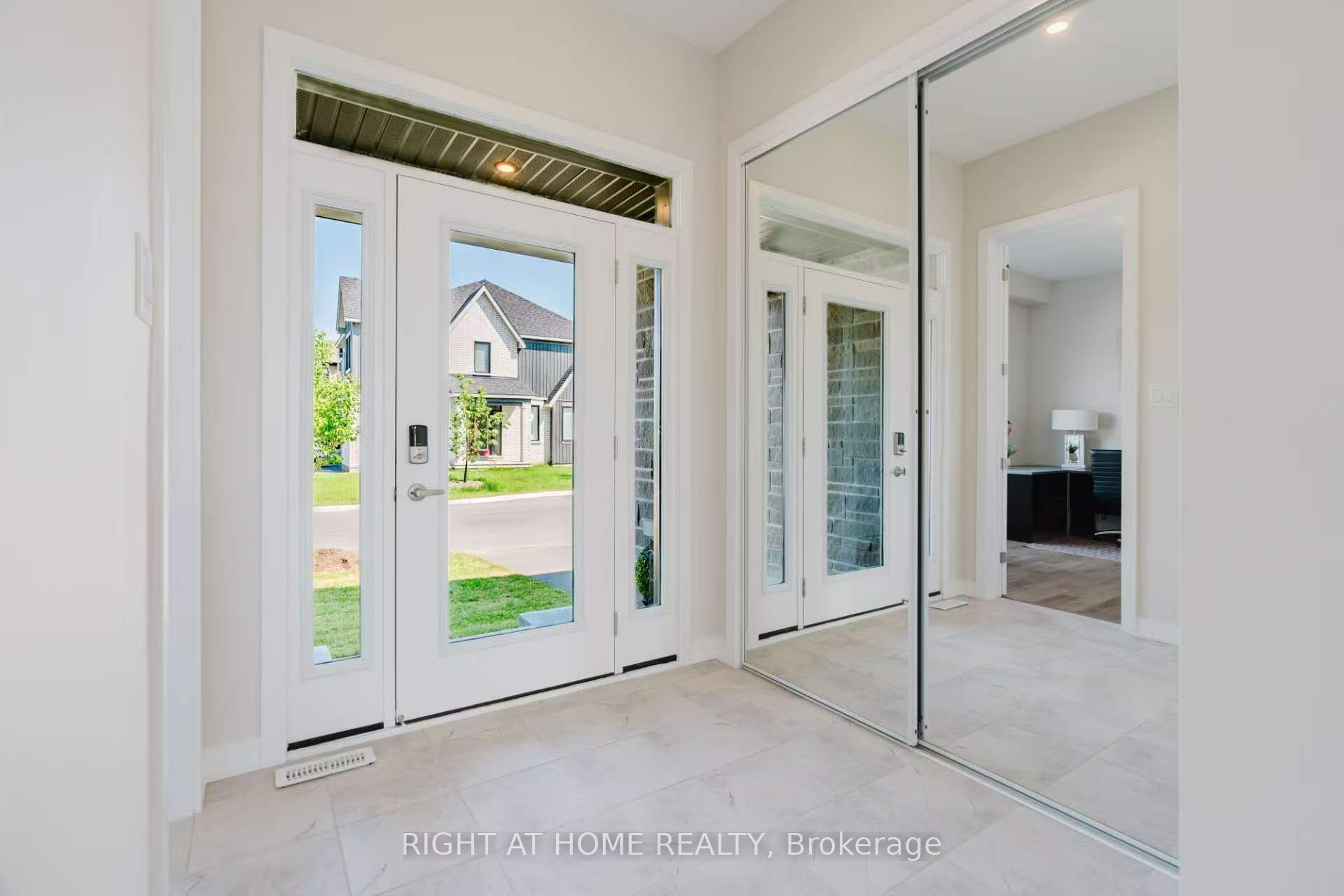 517 Elation Heights, Barrhaven, ON K2J 4J4 photo 5