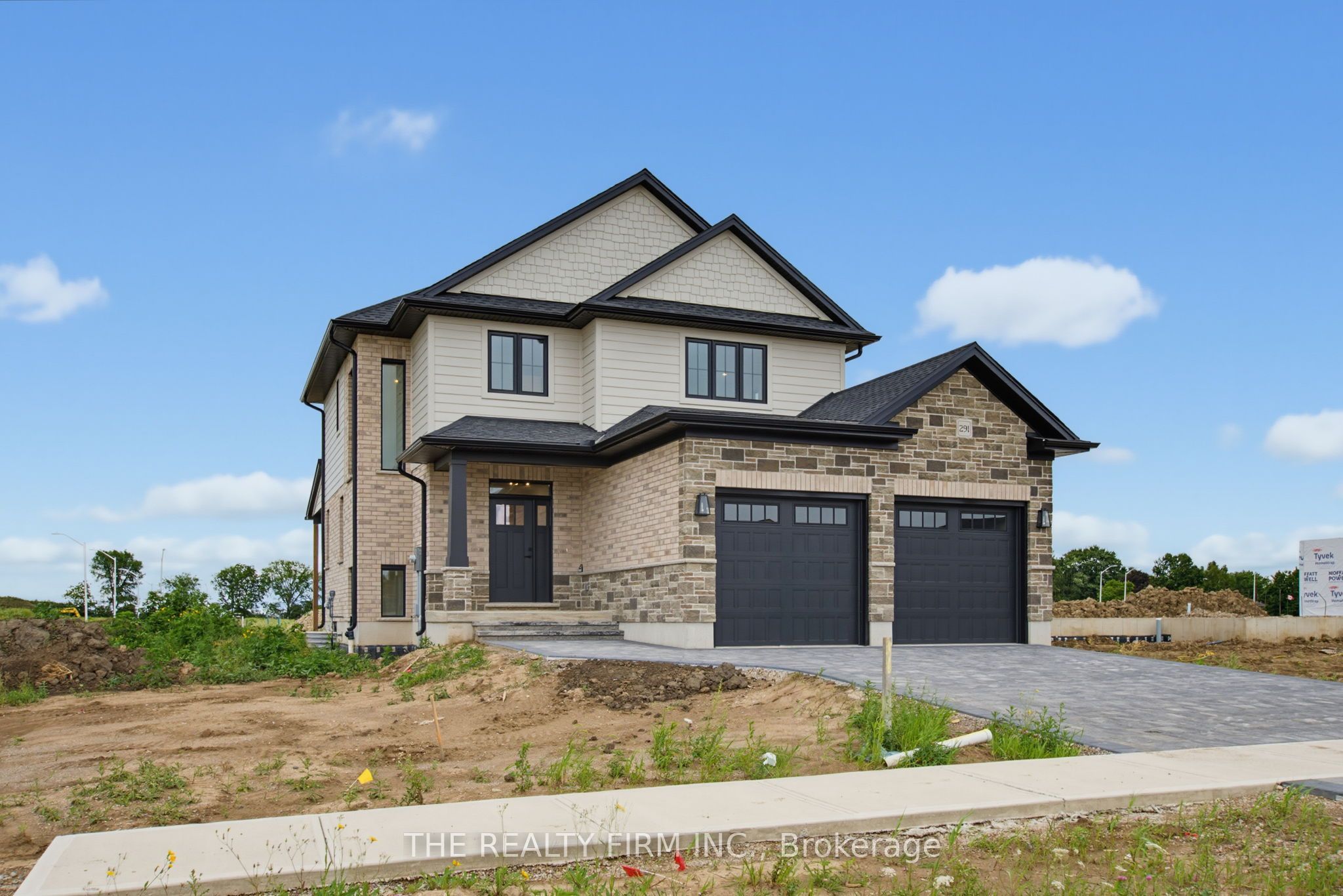 291 King Street, Southwest Middlesex, ON N0L 1M0 photo 3