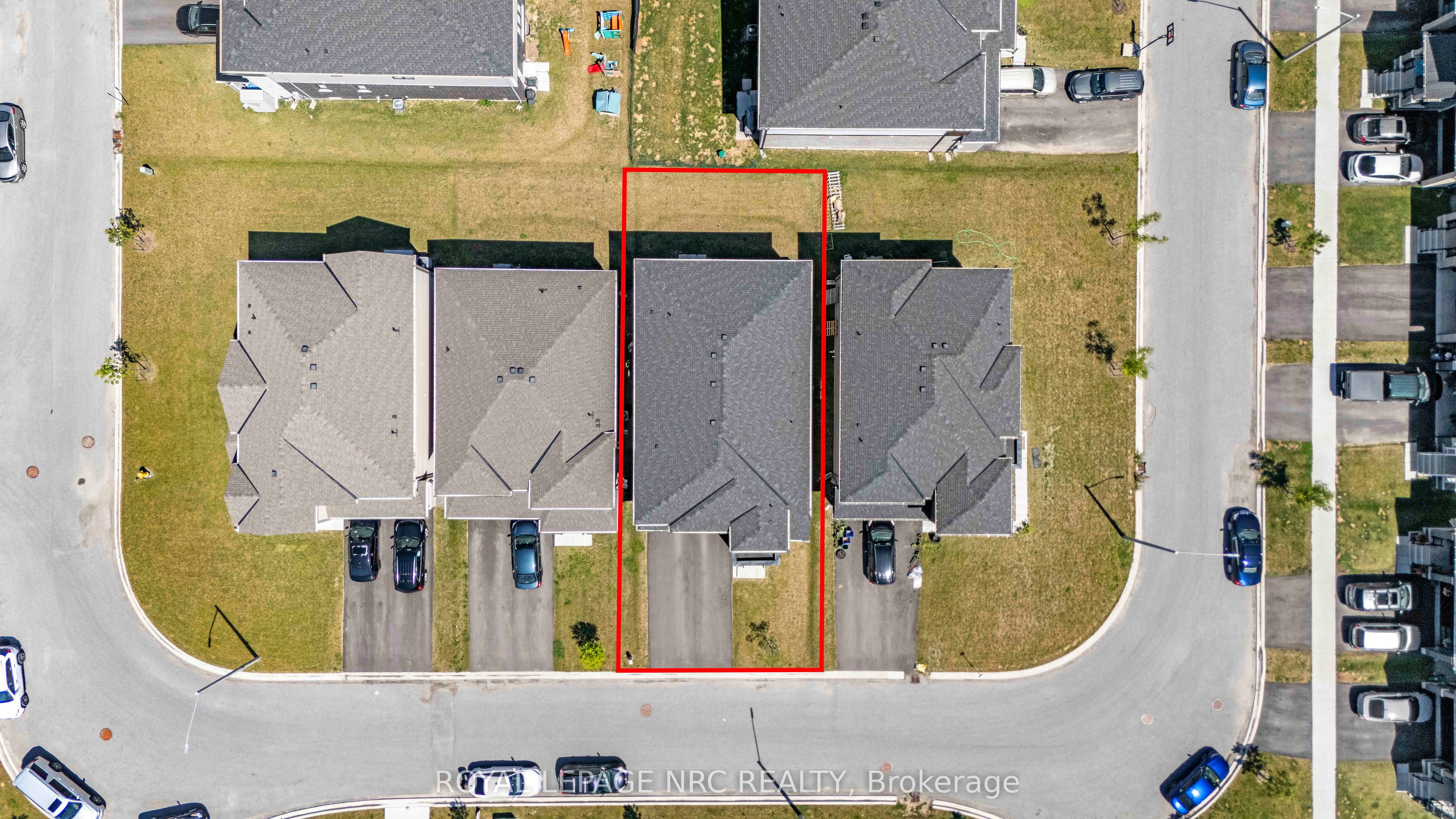 66 Sunflower Crescent, Thorold, ON L3B 0L2 photo 2