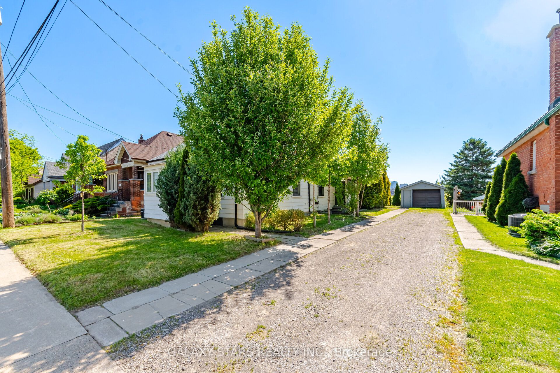 61 Paradise Road S, Hamilton, ON L8S 1S3 photo 3
