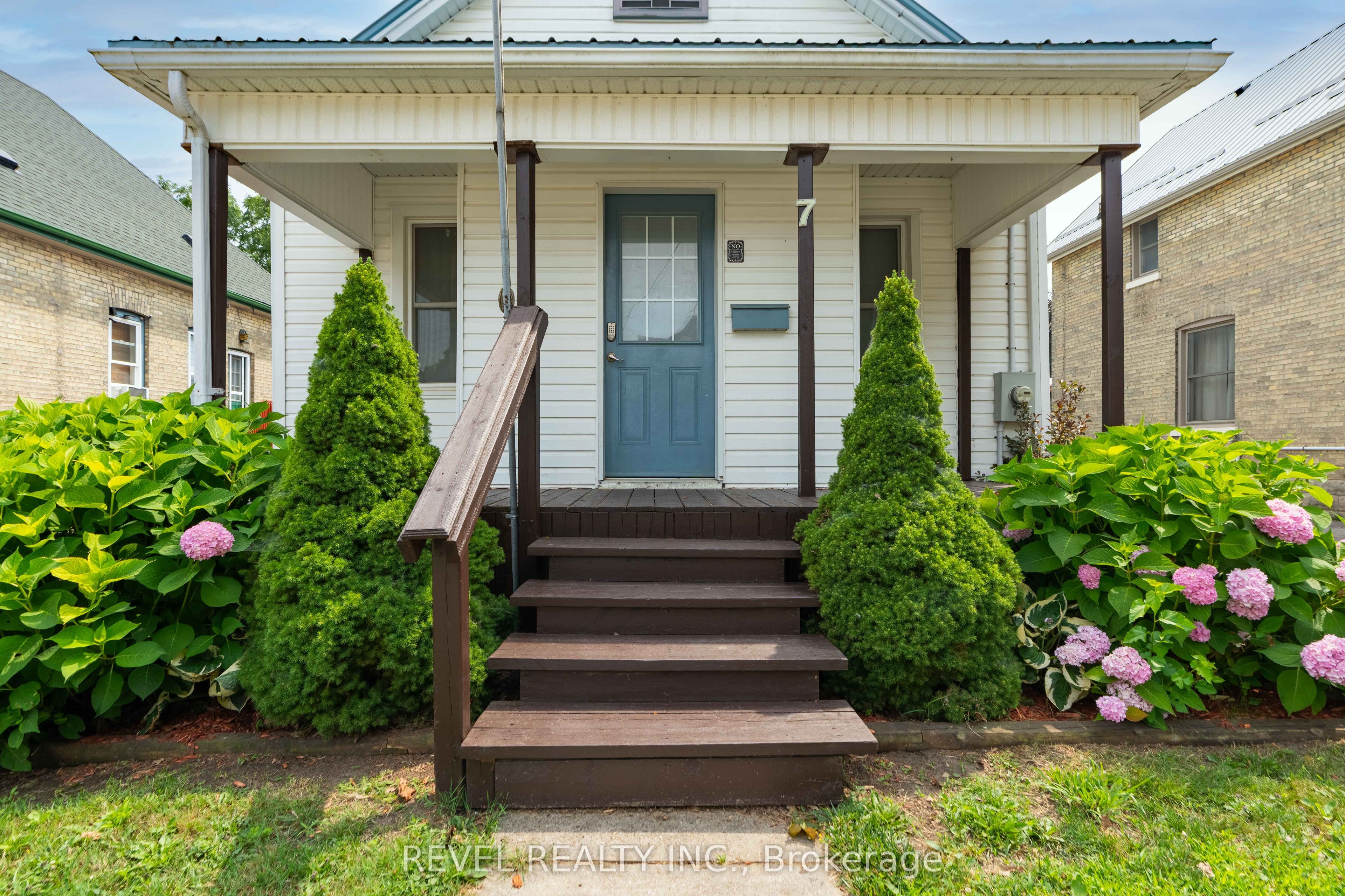 7 Maple Street, St. Thomas, ON N5R 1Y8 photo 4