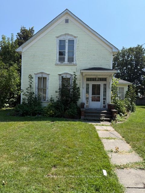 98 Trafalgar Street, Goderich, ON N7A 1T6
