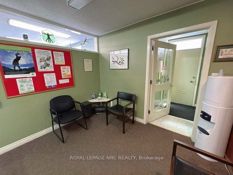 4213/4207 4213/4207 Drummond Road, Niagara Falls, ON L2E 6C2 photo 5
