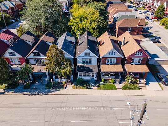 35 Sherman Avenue N, Hamilton, ON L8L 6L9 photo 3