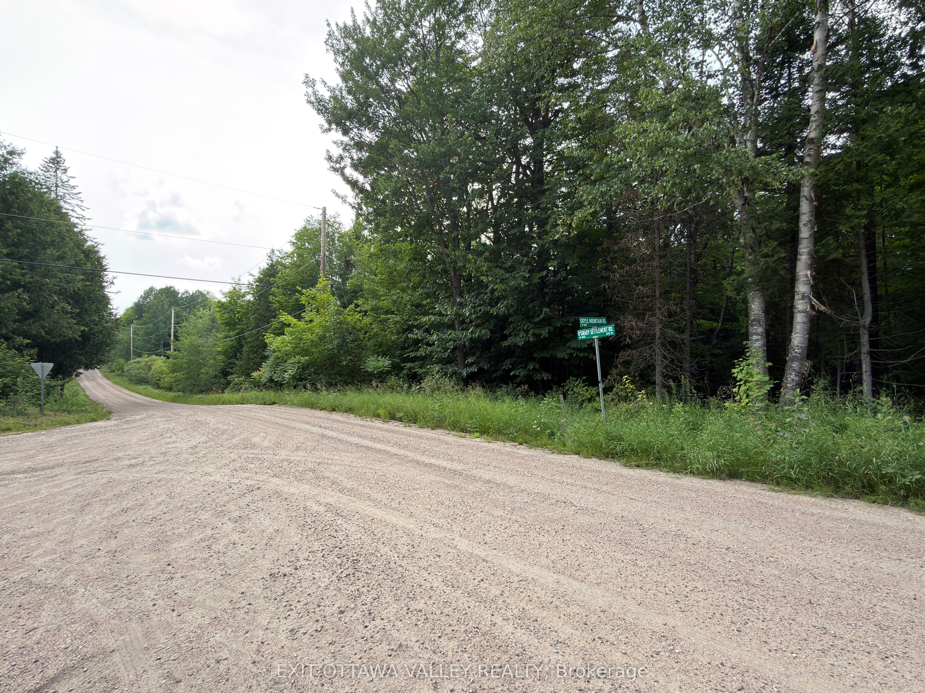 942 O'Grady Settlement Road, Killaloe, Hagarty and Richards, ON K0J 2A0 photo 2