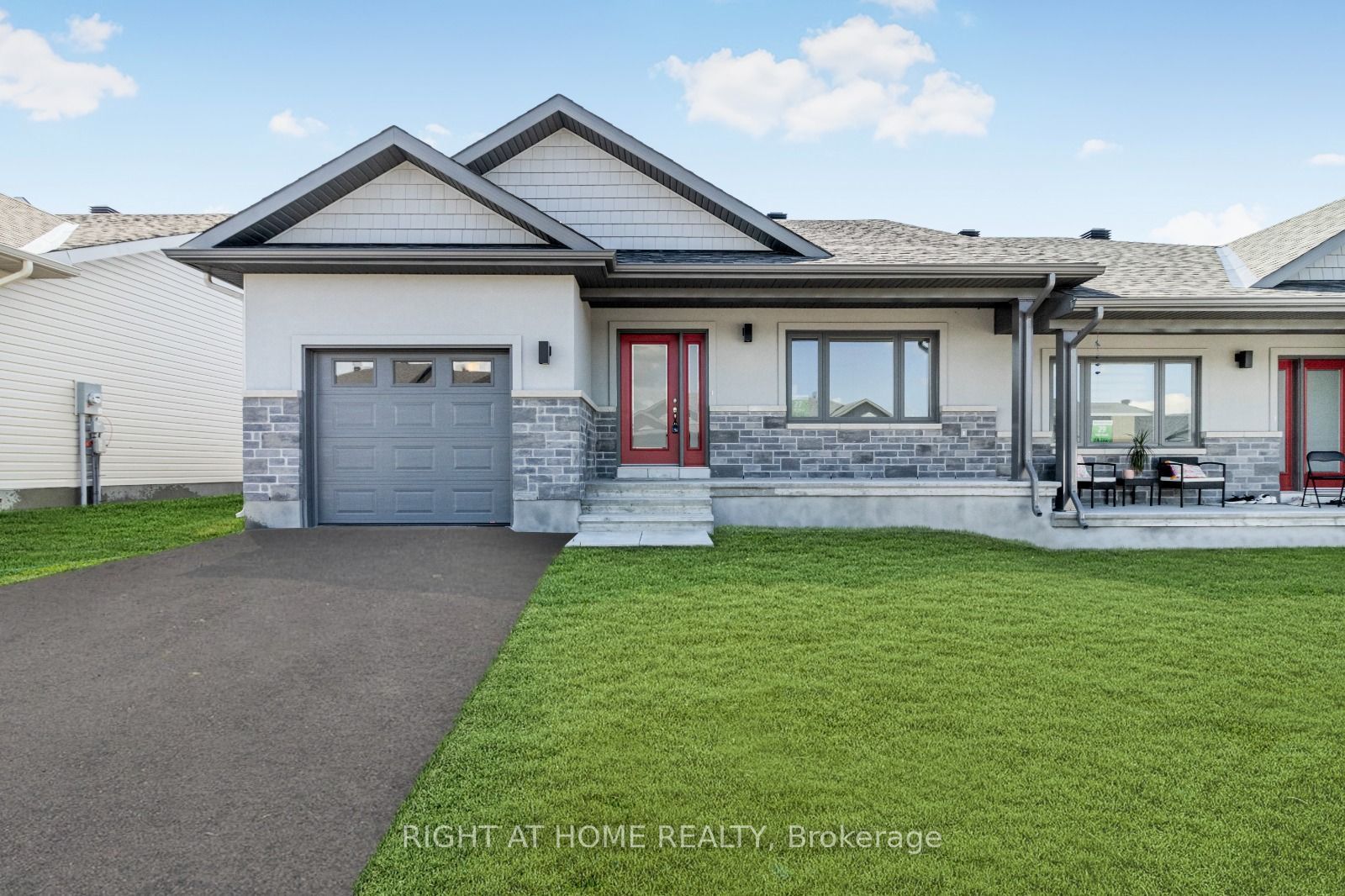 27 Yade Road, Arnprior, ON K2L 2R5 photo 2