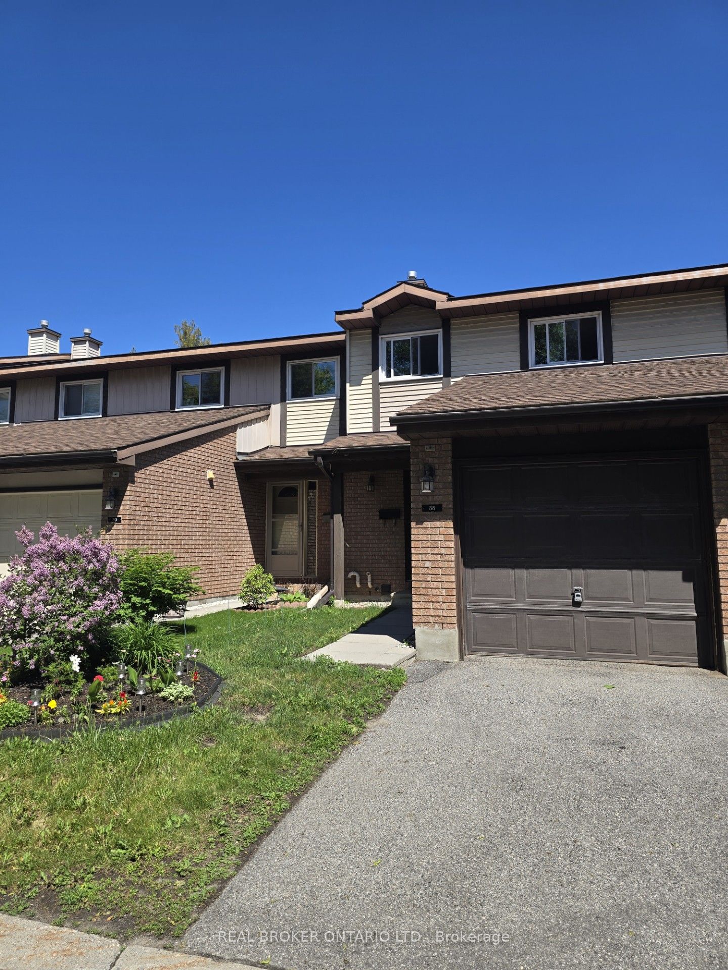 88 Clarkson Crescent 65, Kanata, ON K2L 3E2 photo 2