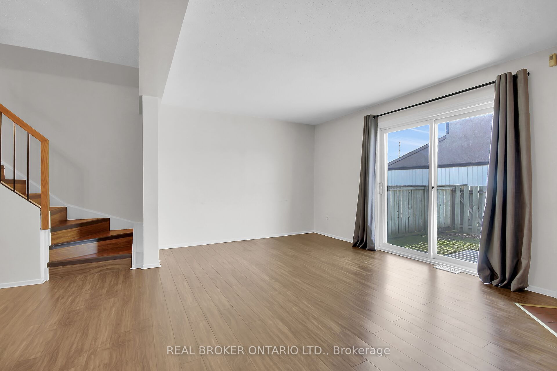 88 Clarkson Crescent 65, Kanata, ON K2L 3E2 photo 5