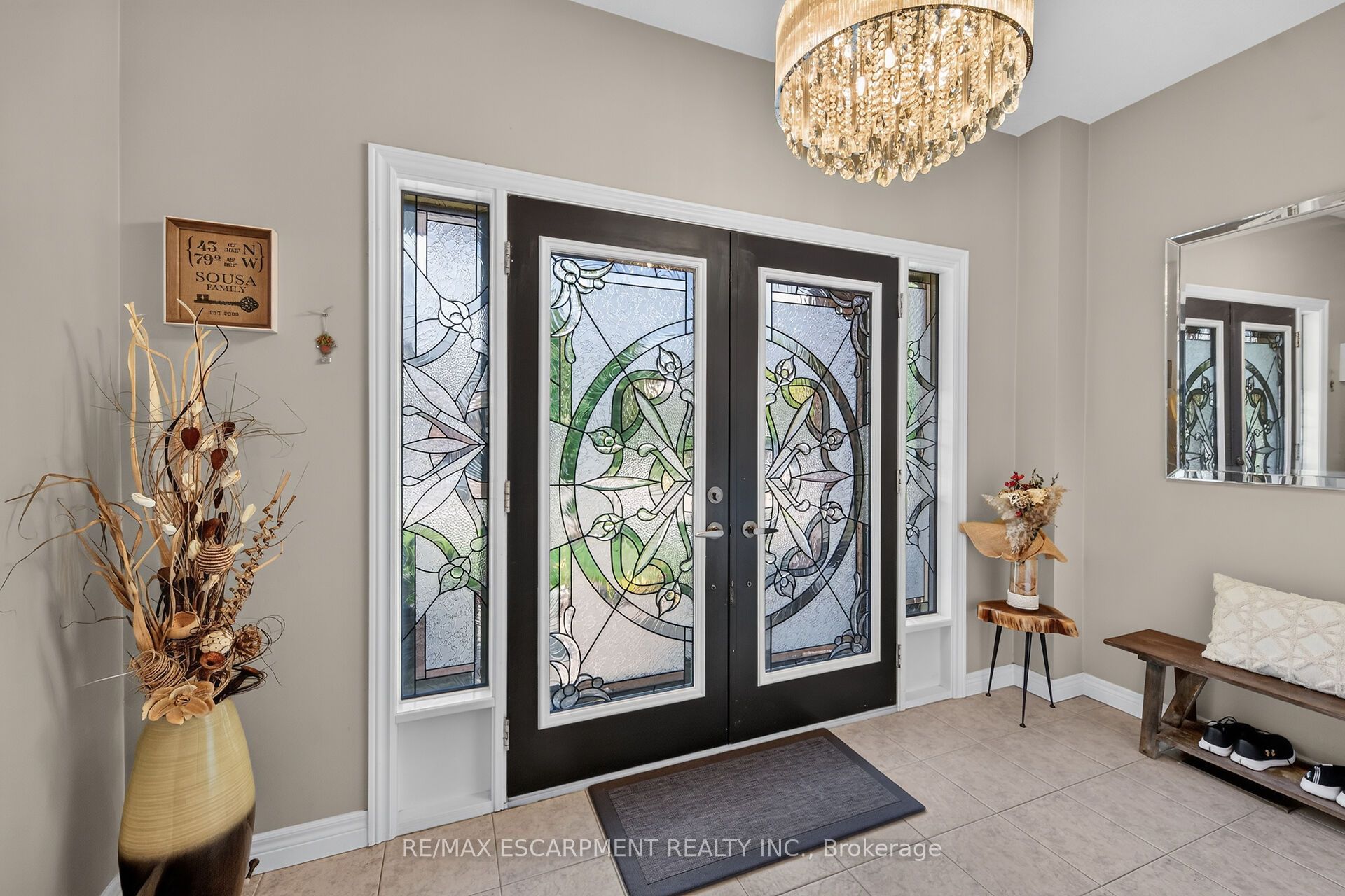 68 GARINGER Crescent, Hamilton, ON L0R 1C0 photo 3