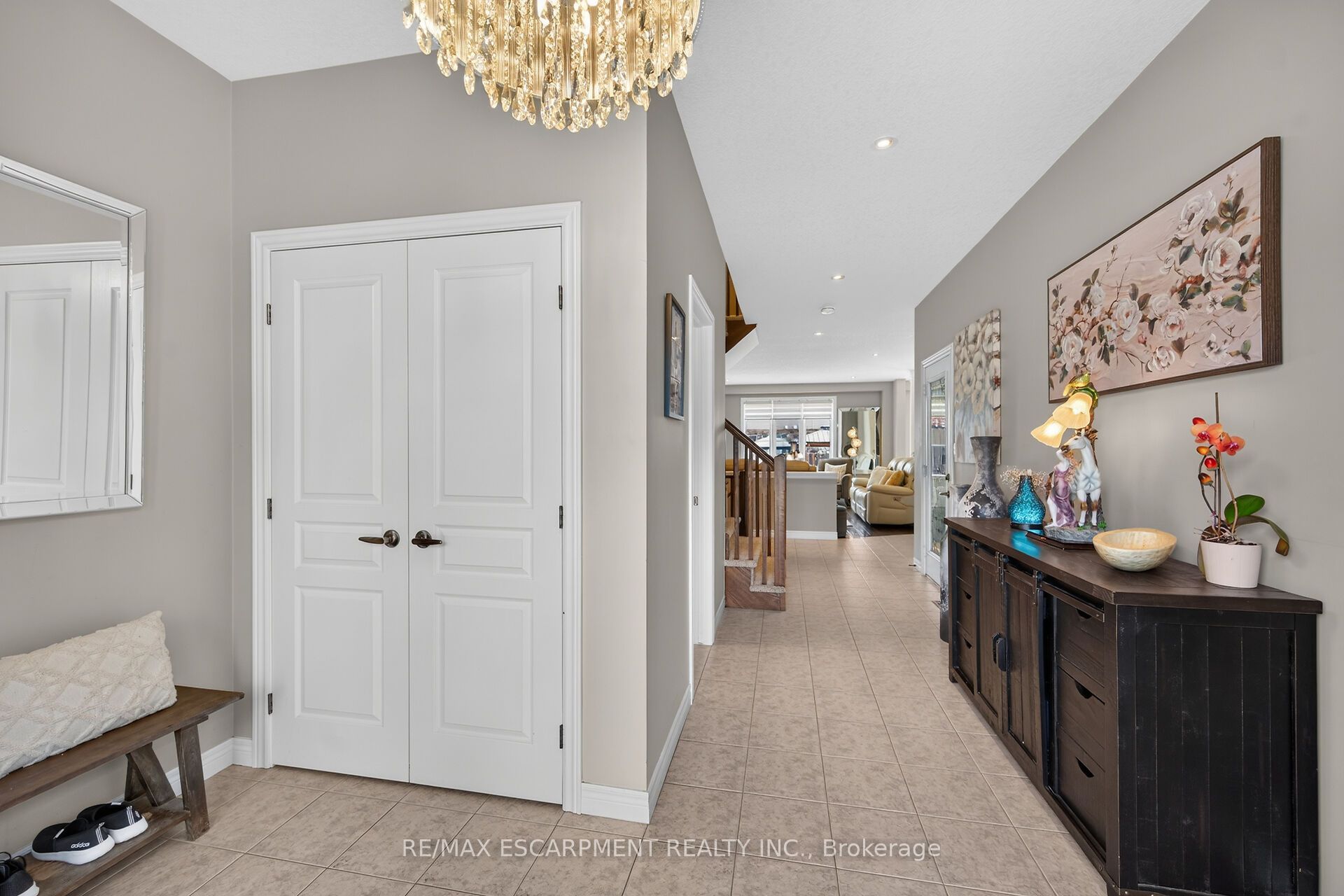 68 GARINGER Crescent, Hamilton, ON L0R 1C0 photo 4