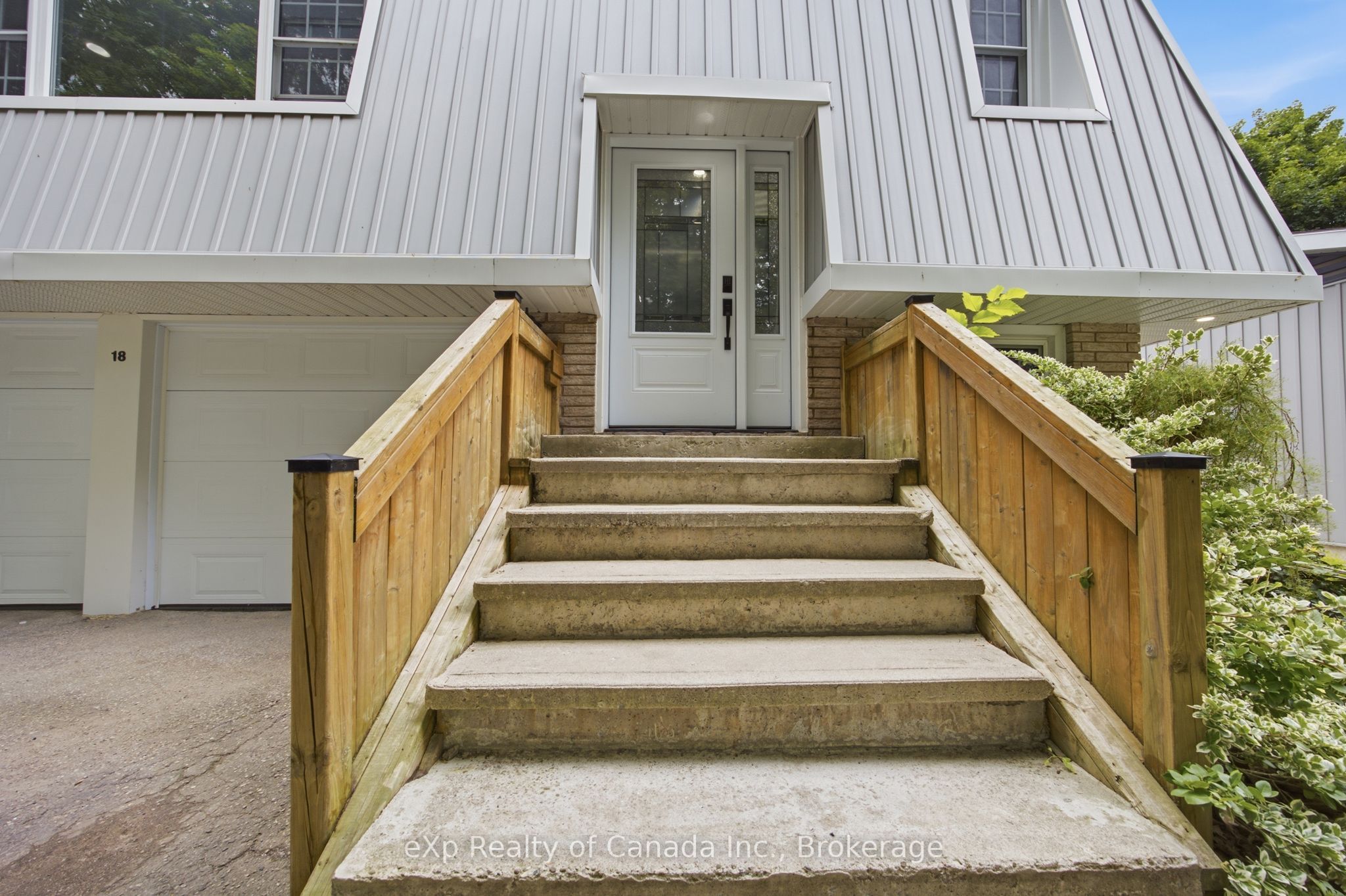 18 Queen Street W, Norwich, ON N0J 1R0 photo 4