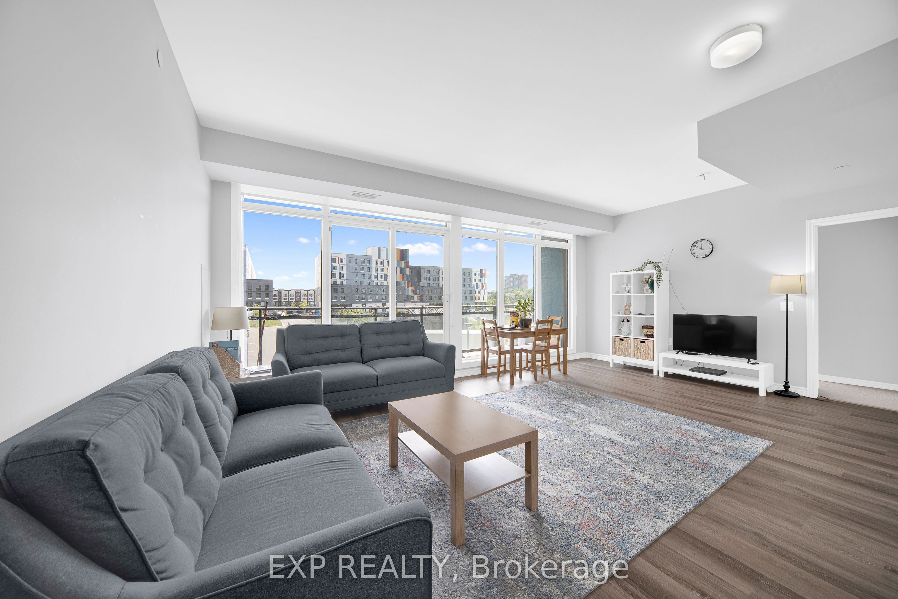 397 Codds Road 202, Manor Park - Cardinal Glen and Area, ON K1K 5C7 photo 4