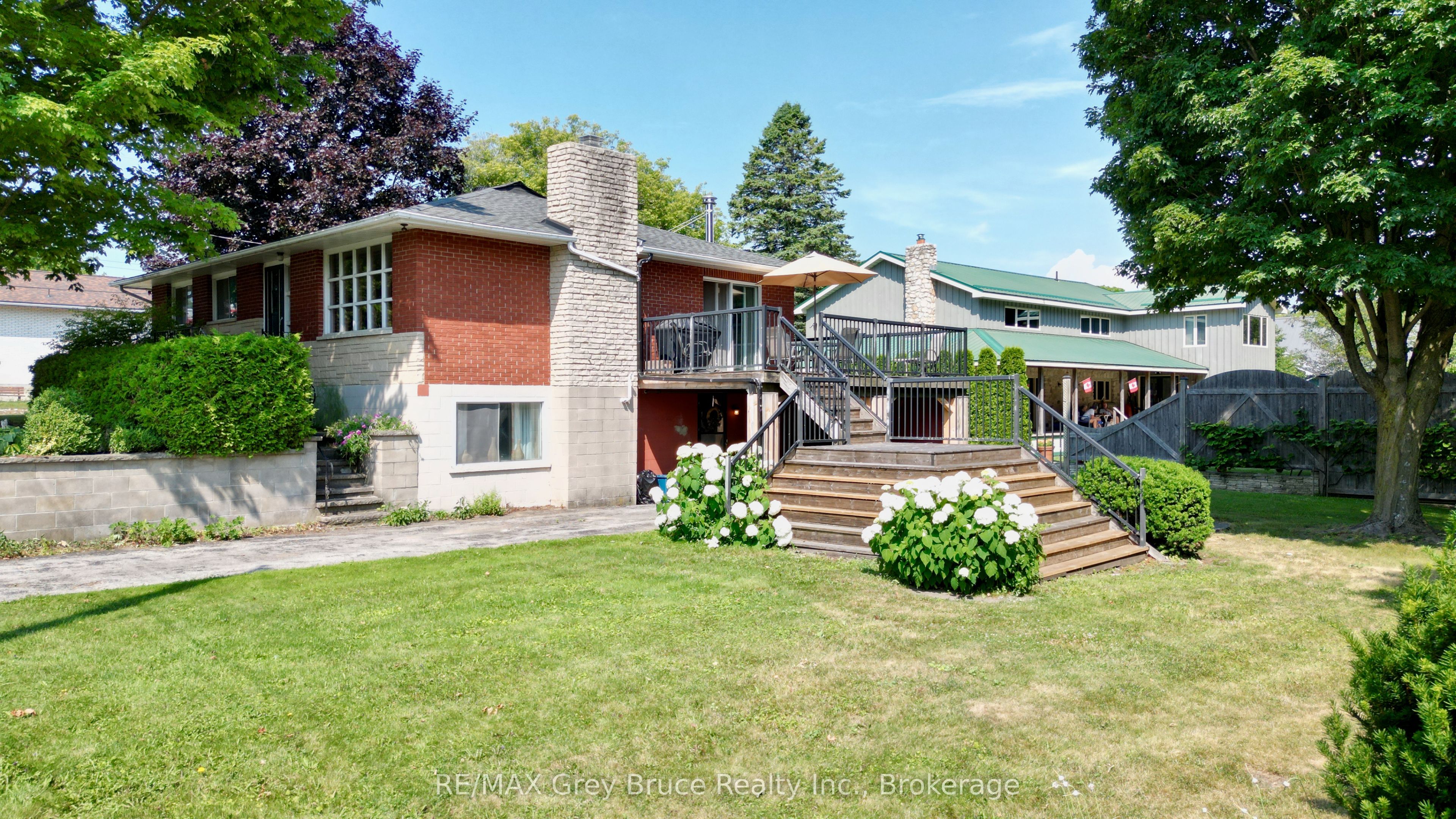 2 WEBSTER Street, Northern Bruce Peninsula, ON N0H 1W0 photo 4