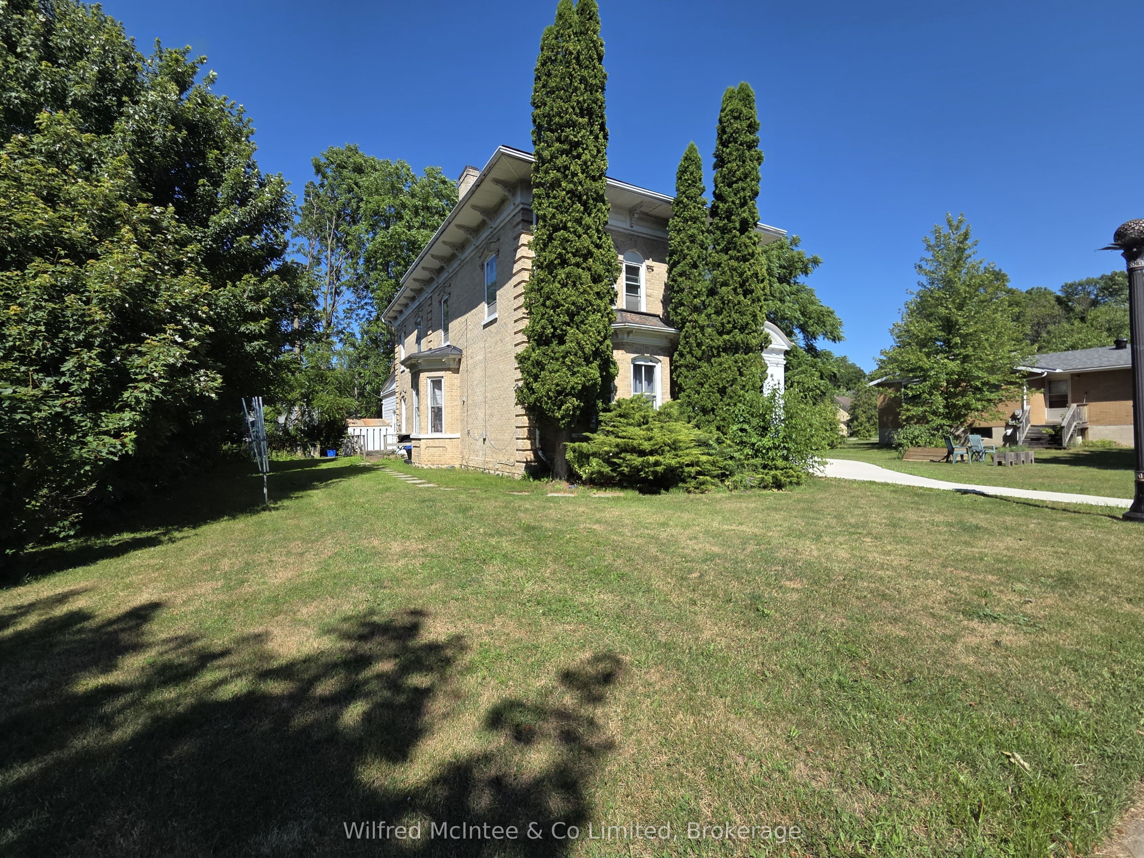 467 Green Street, Saugeen Shores, ON N0H 2C0 photo 3