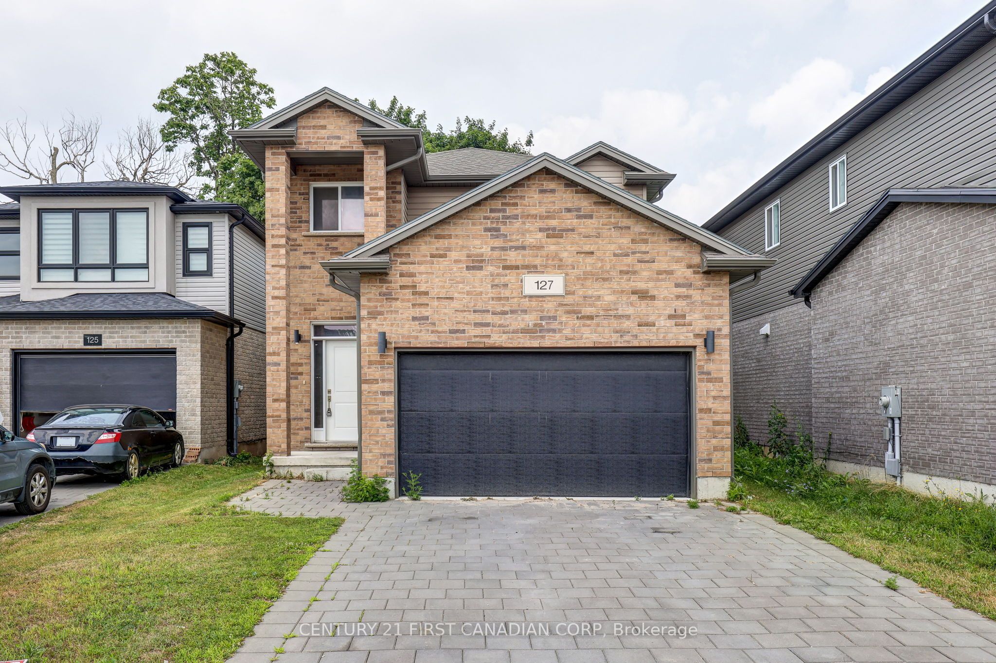 127 Marconi Court, London East, ON N5V 0C9